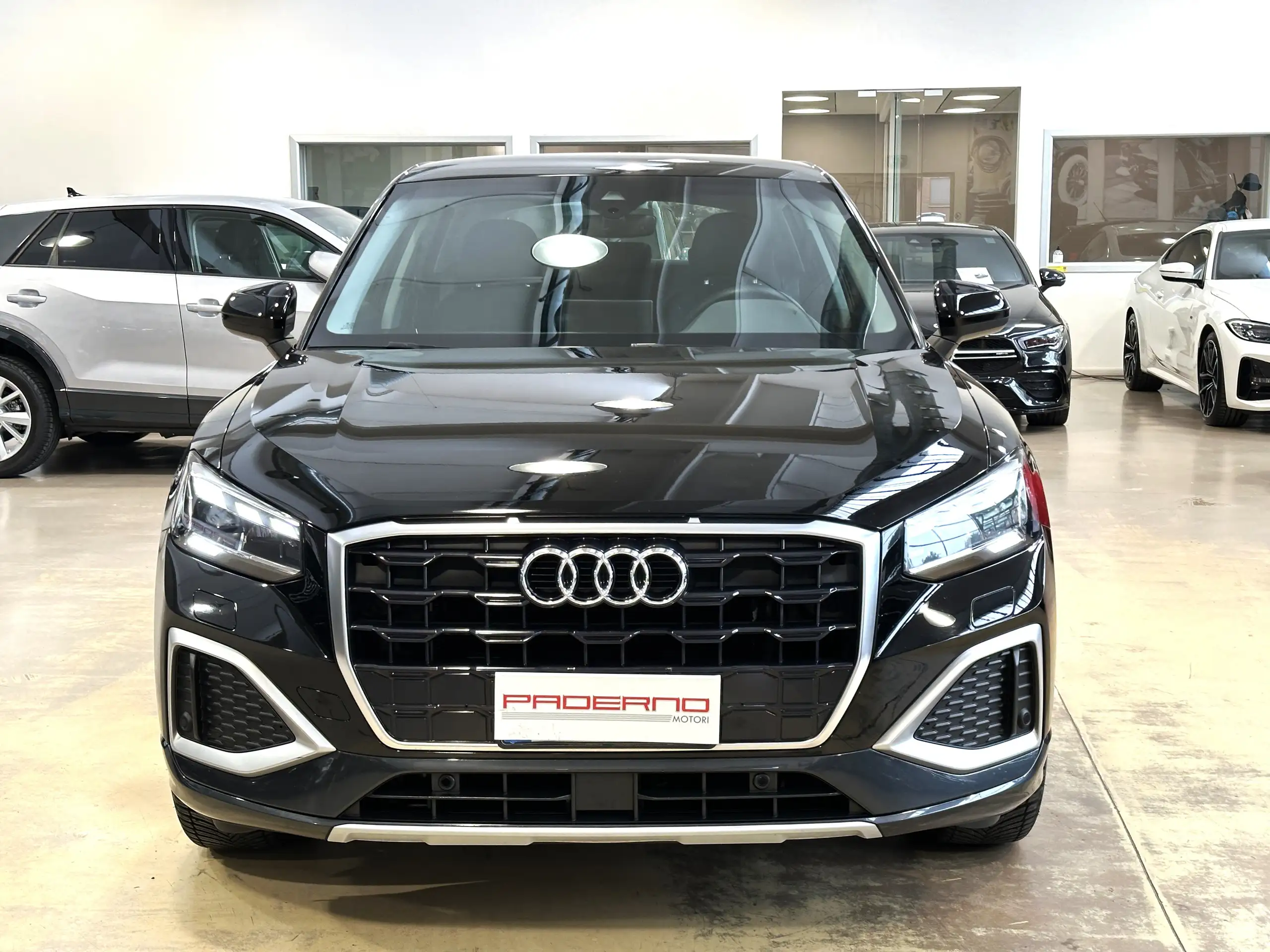 Audi - Q2