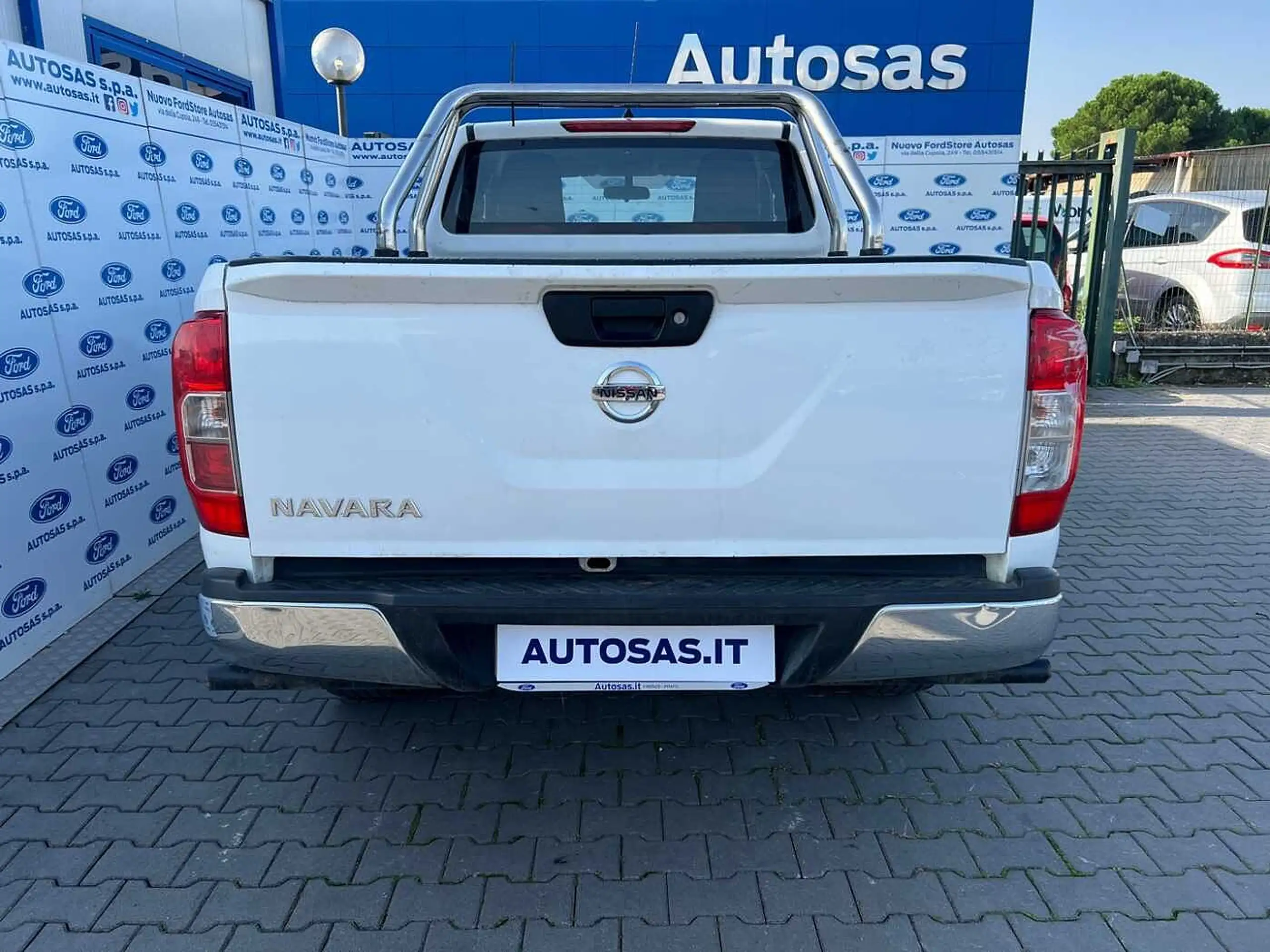 Nissan - Navara