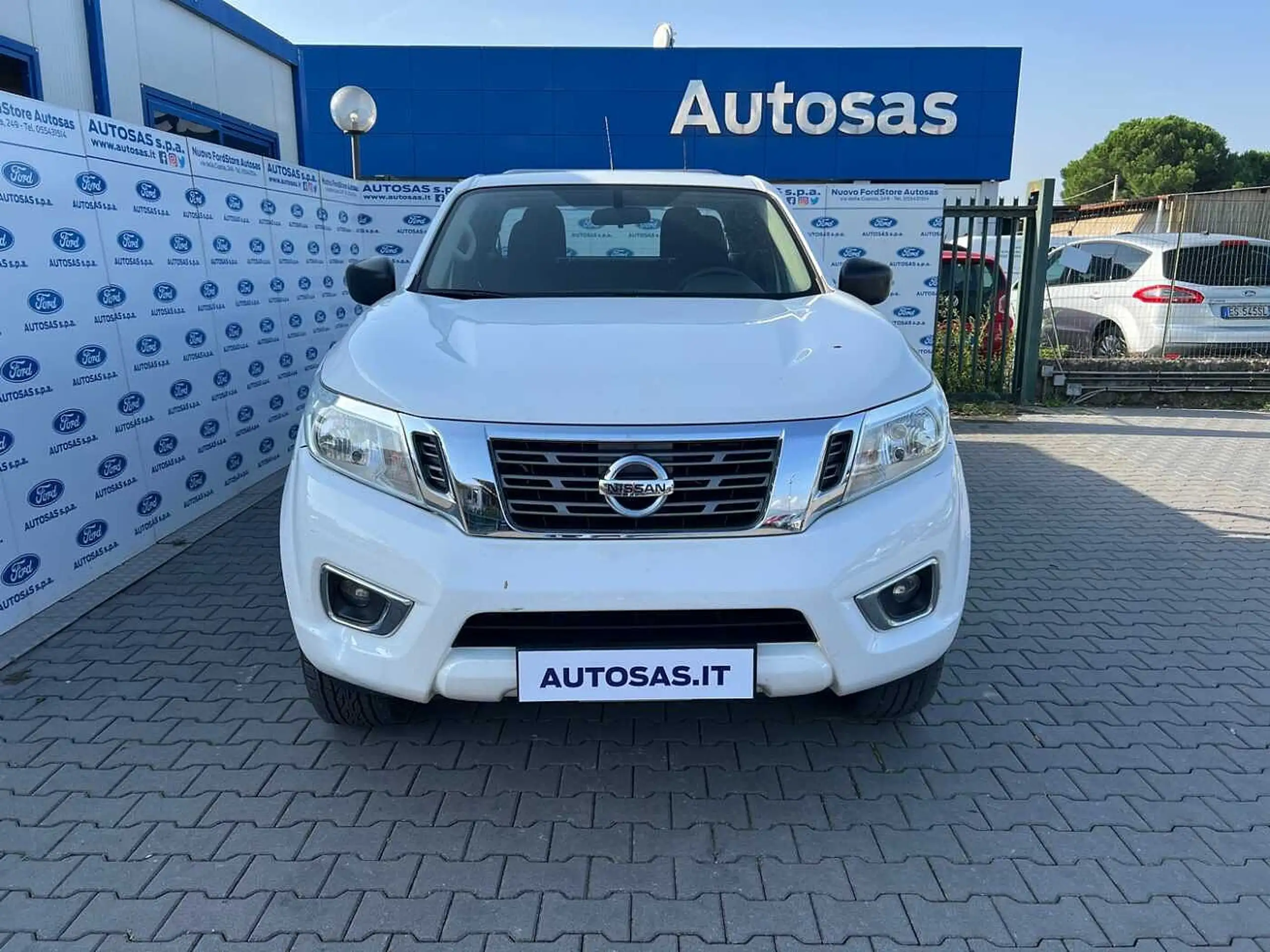 Nissan - Navara