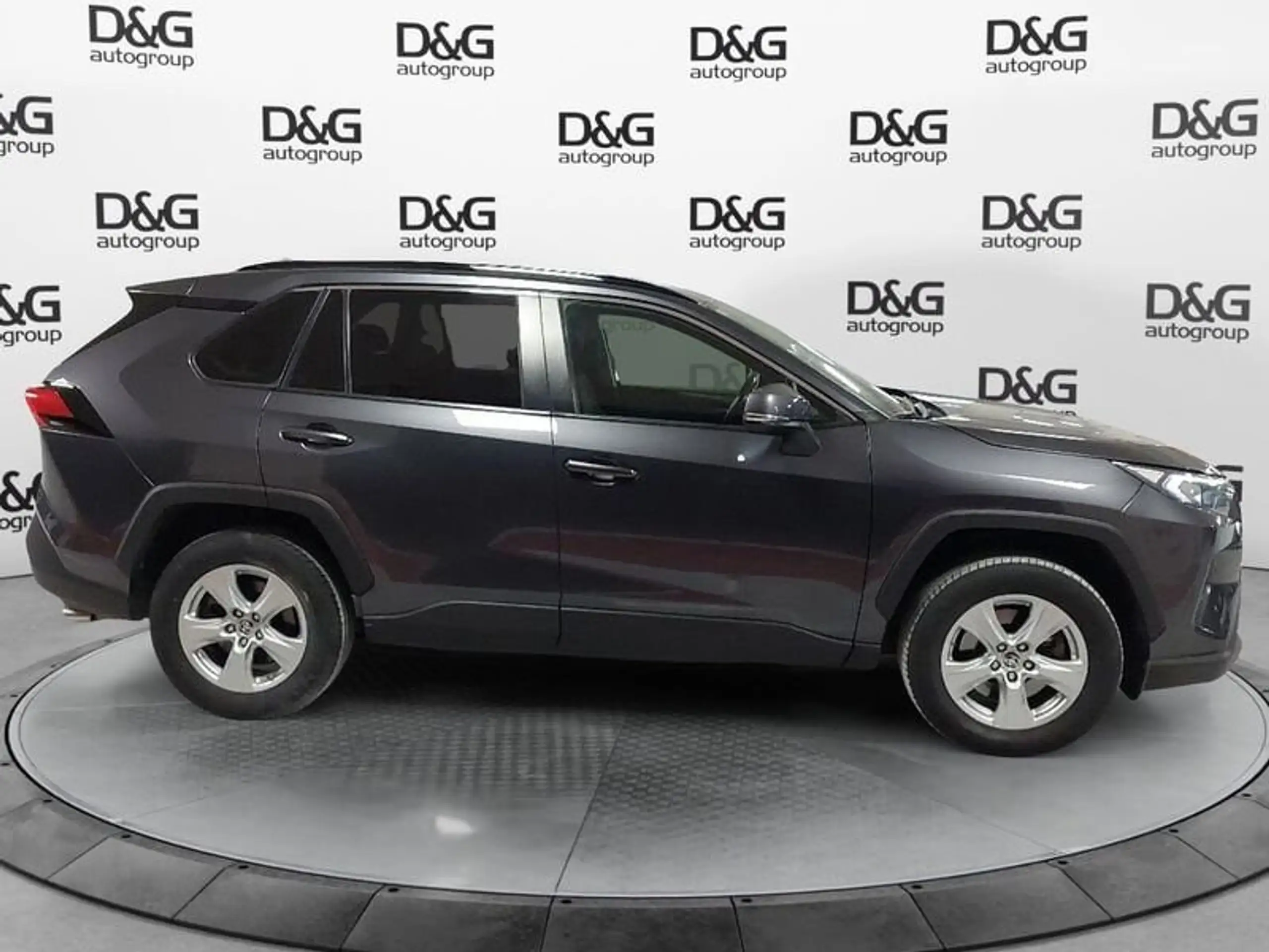 Toyota - RAV 4