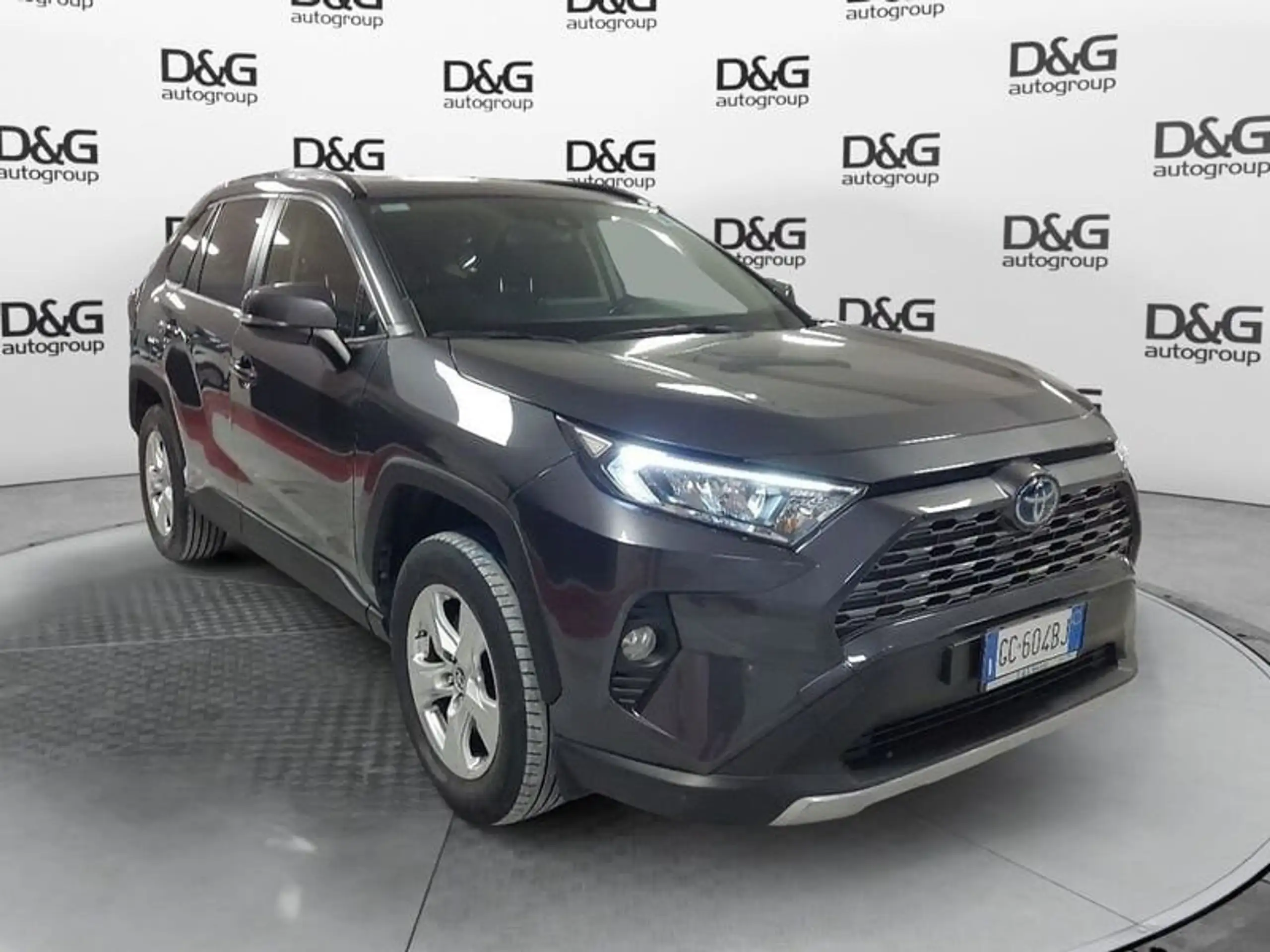 Toyota - RAV 4