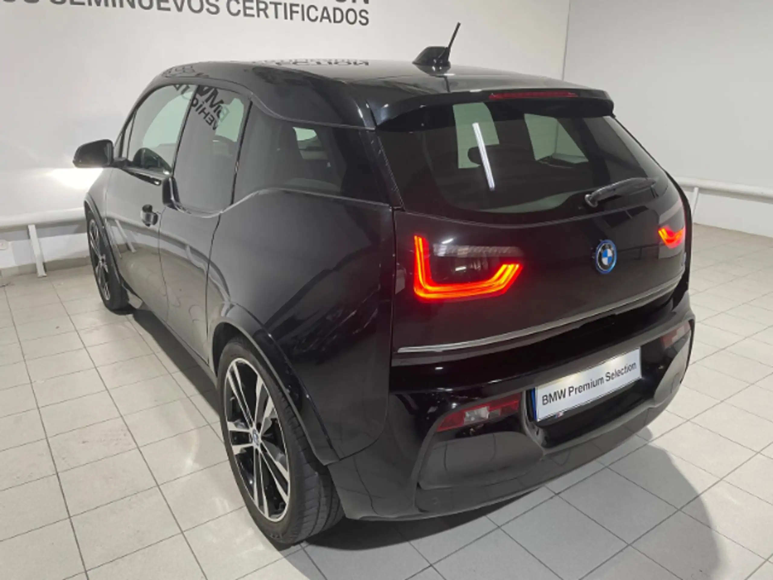 BMW - i3