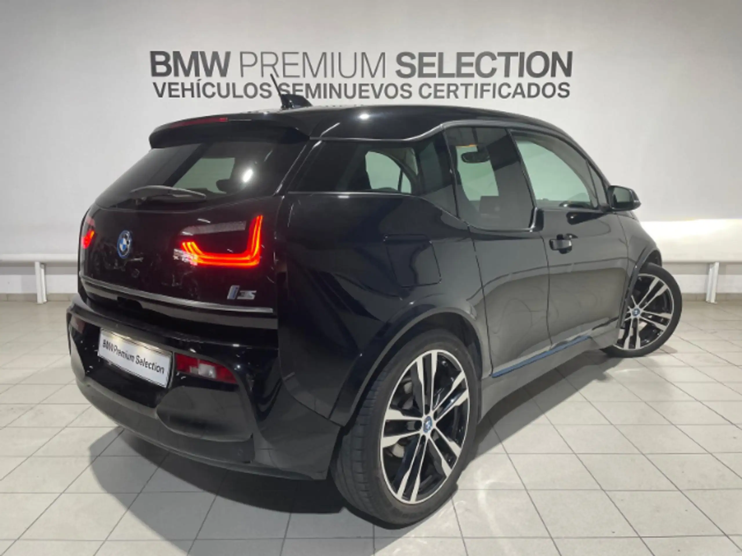 BMW - i3