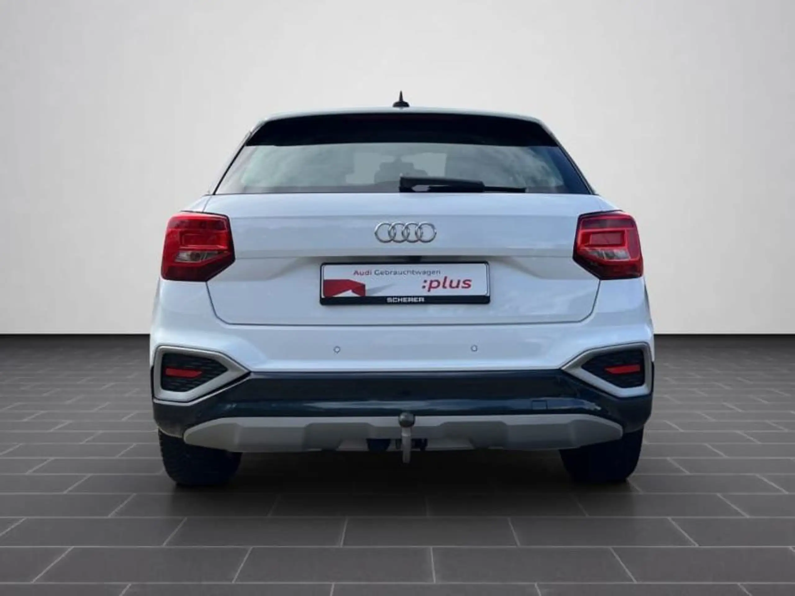 Audi - Q2