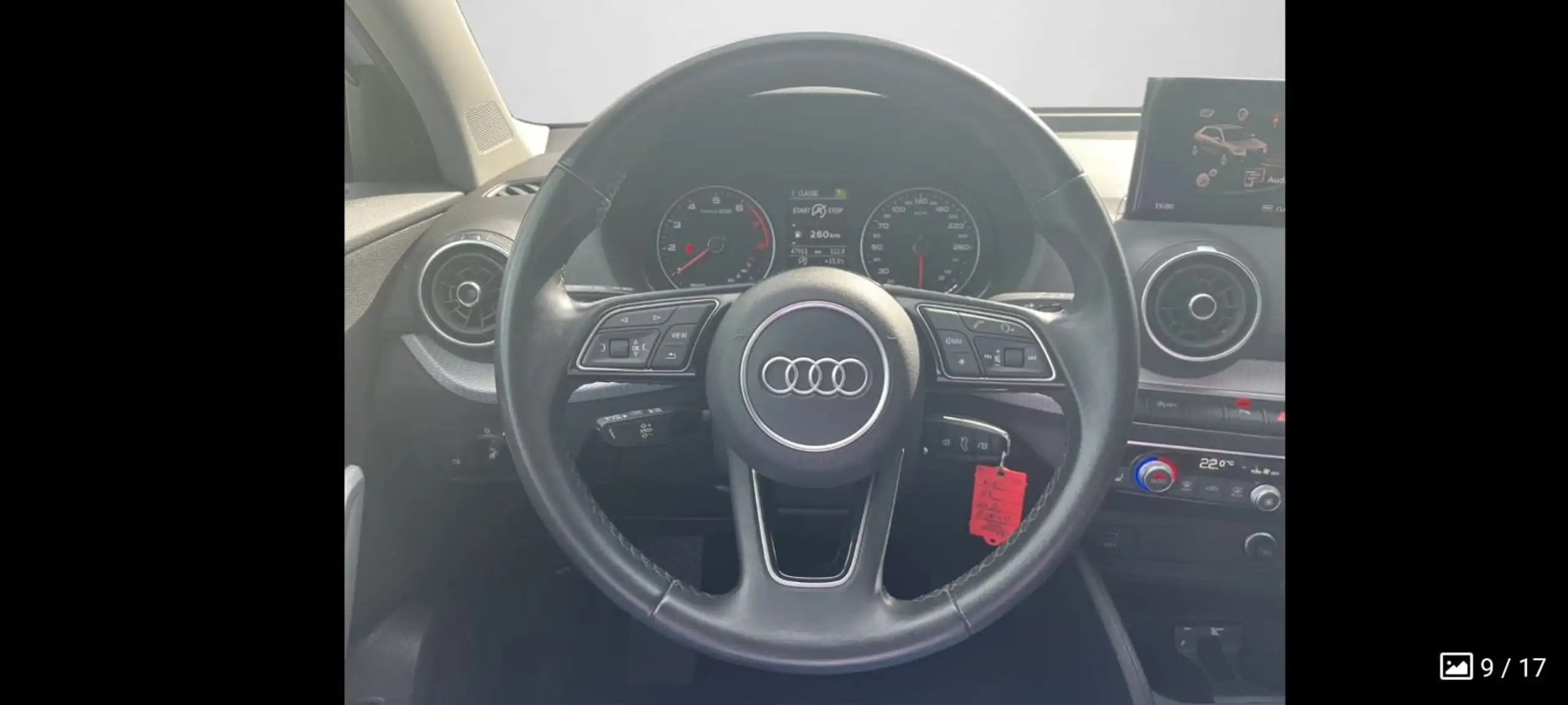 Audi - Q2