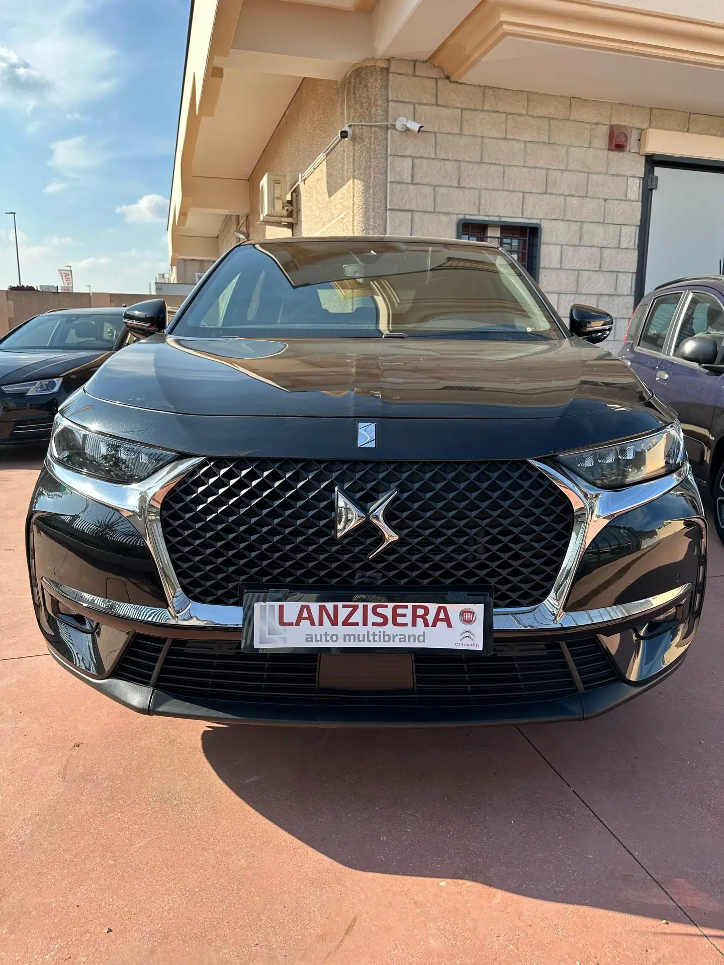 DS Automobiles - DS 7 Crossback