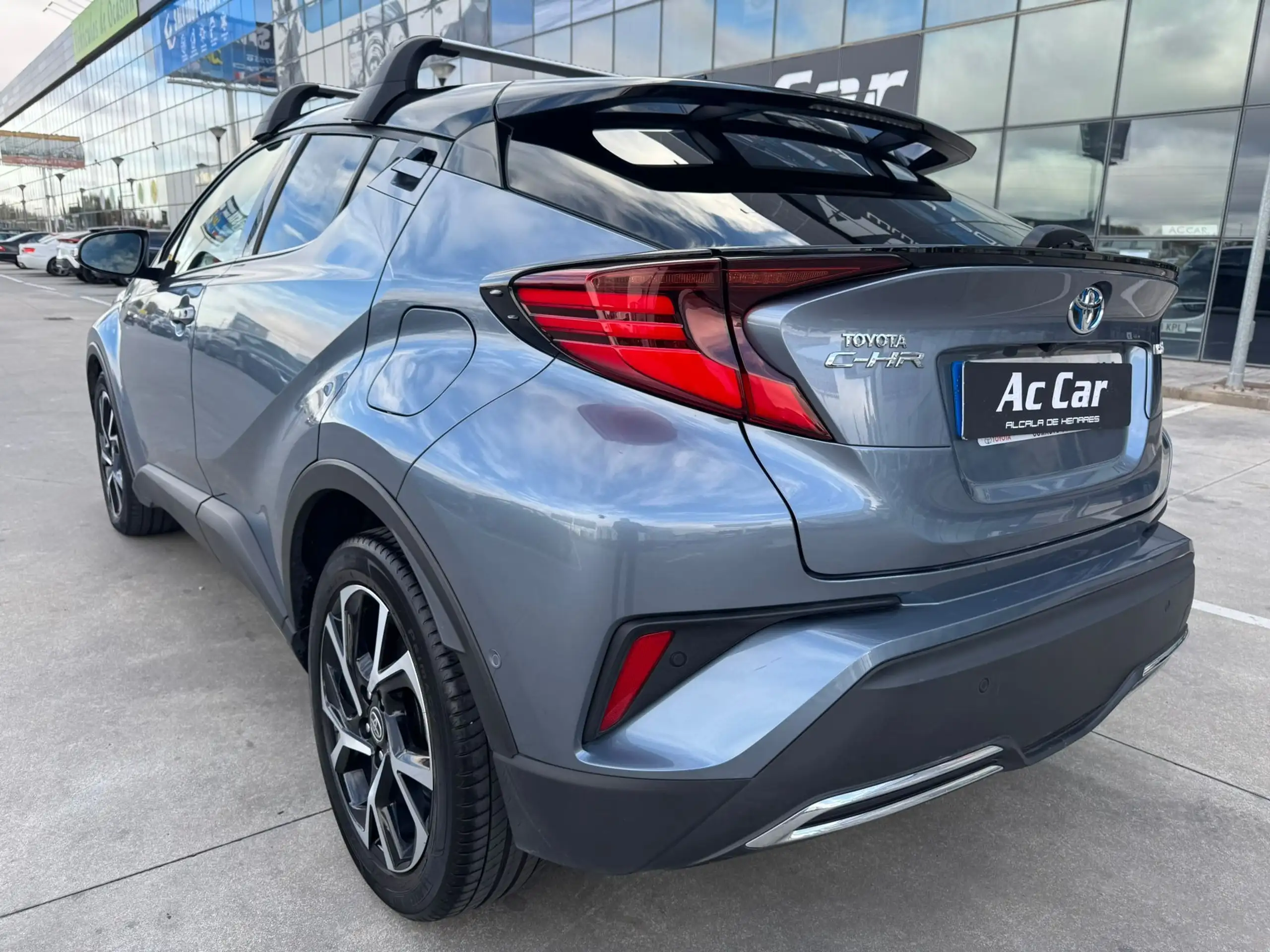 Toyota - C-HR