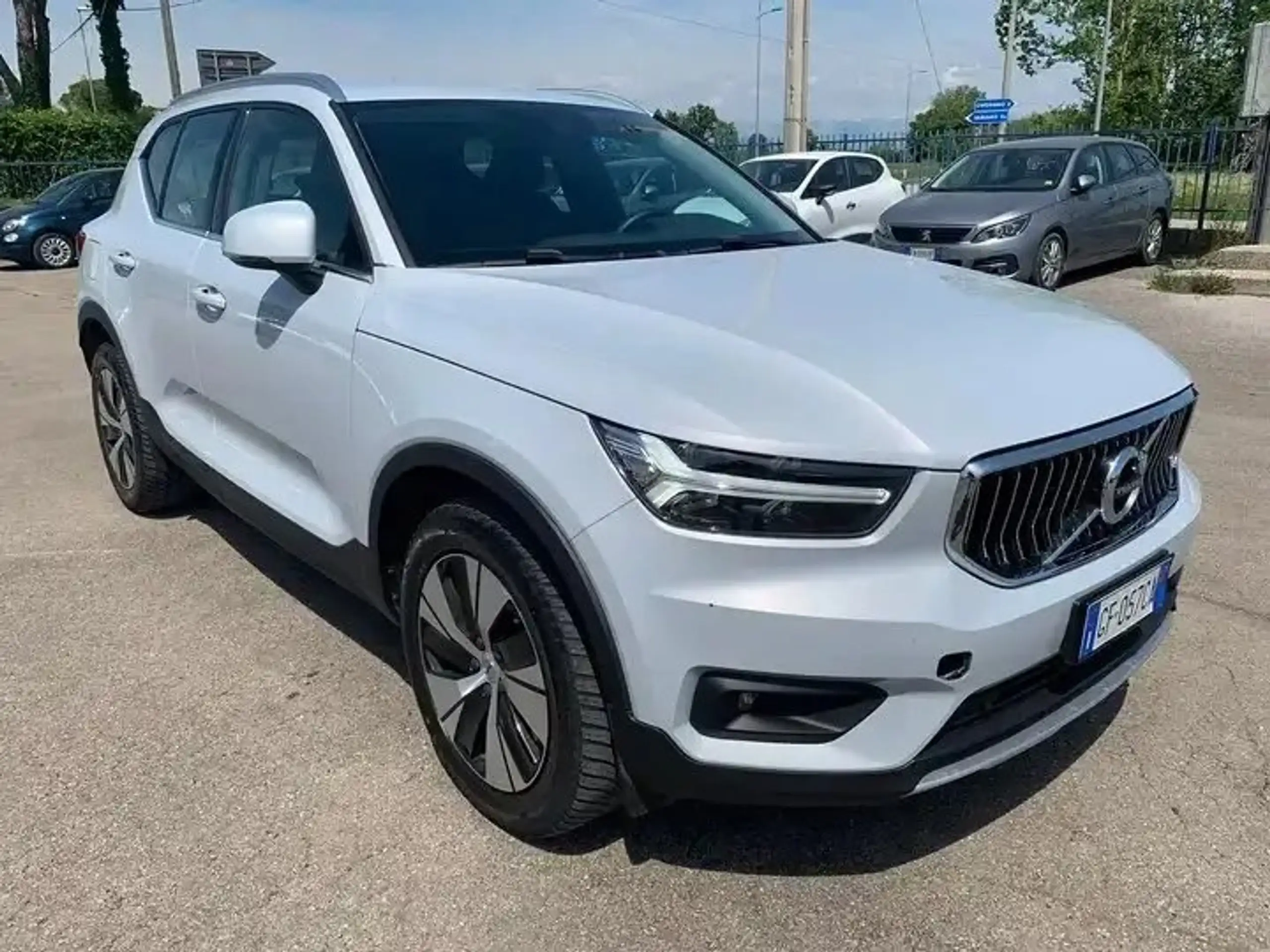 Volvo - XC40