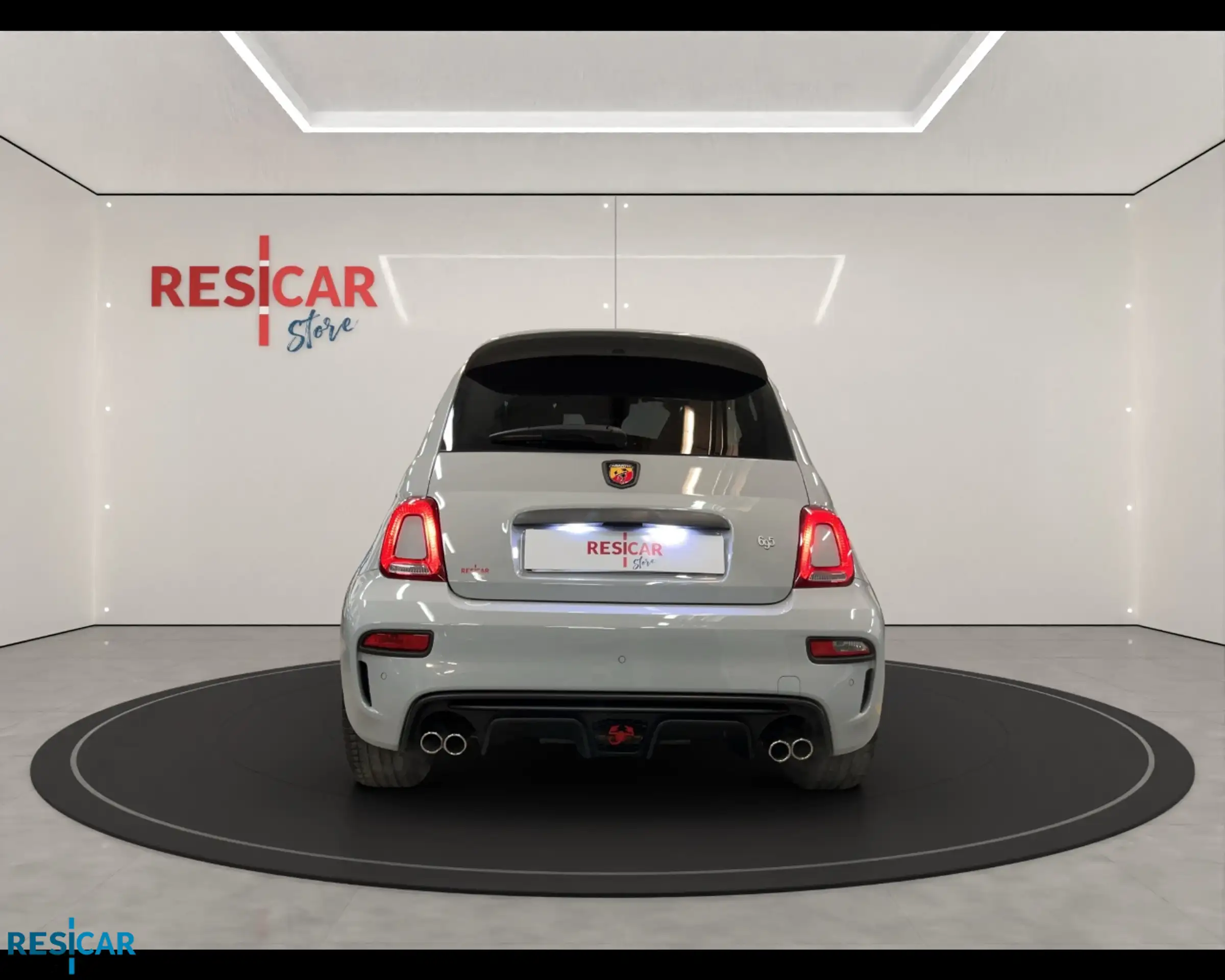 Abarth - 695