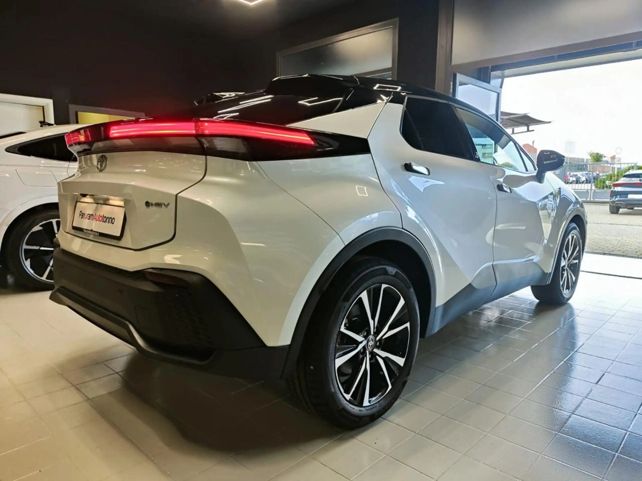 Toyota - C-HR