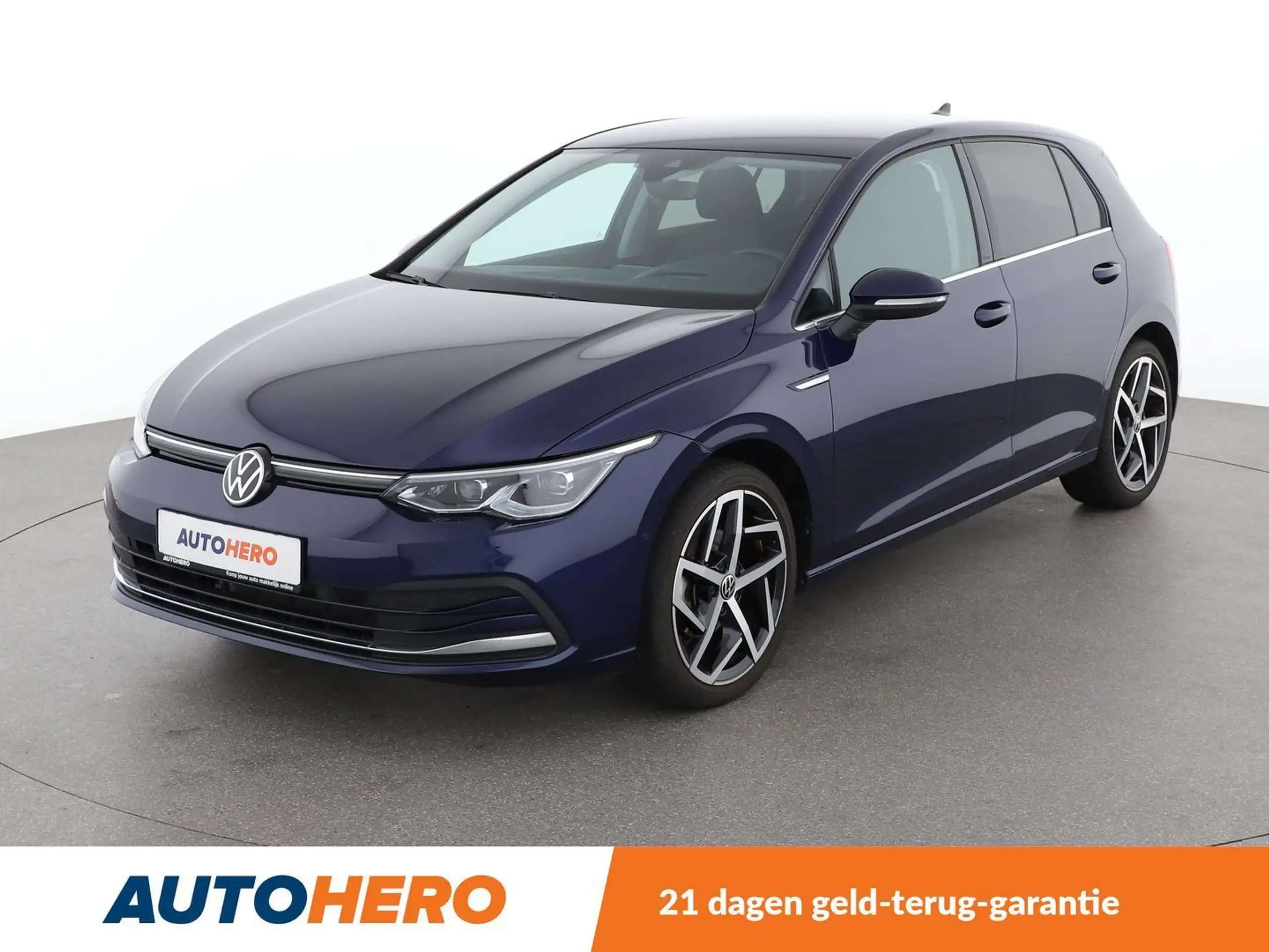 Volkswagen - Golf