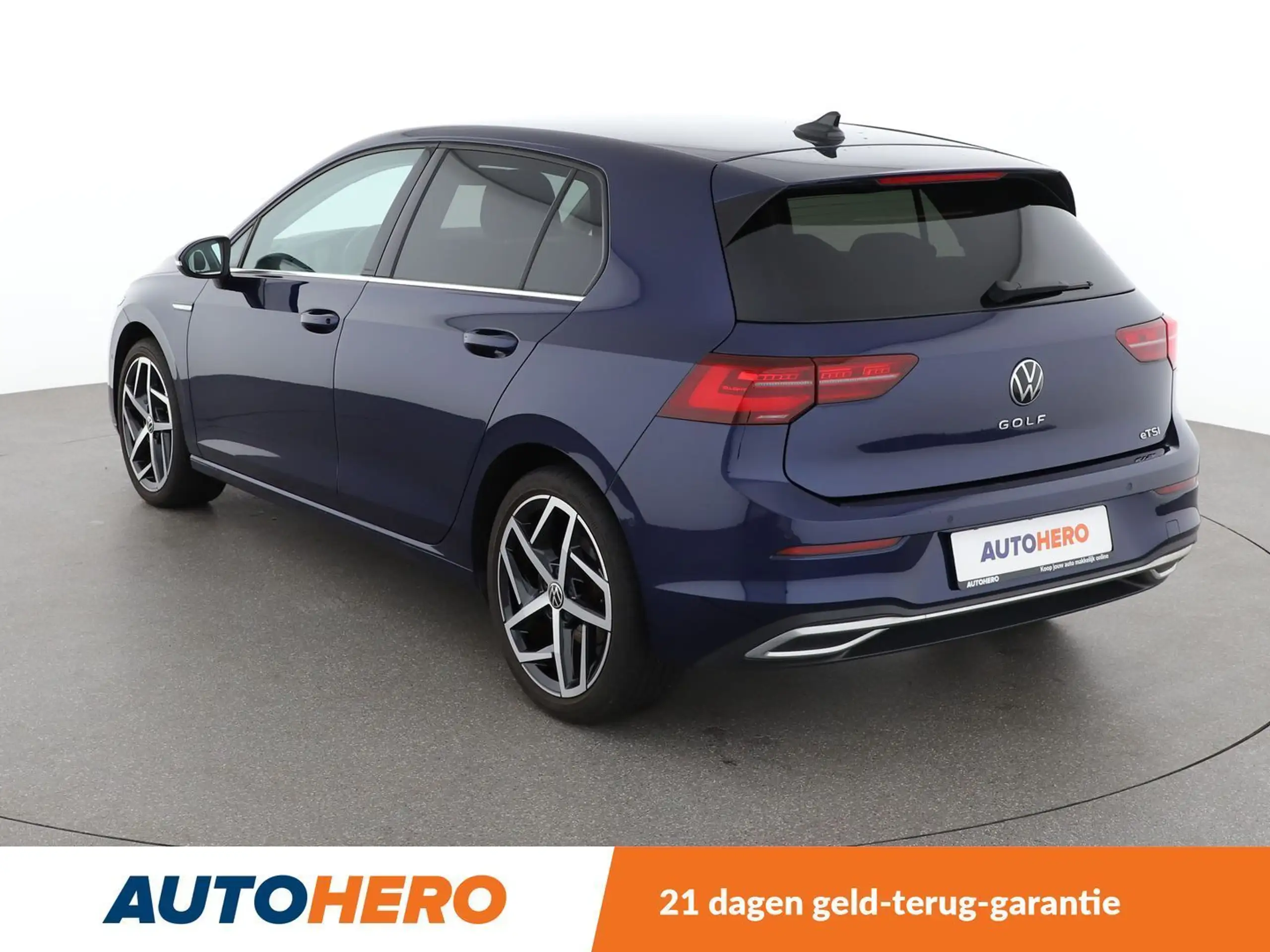 Volkswagen - Golf