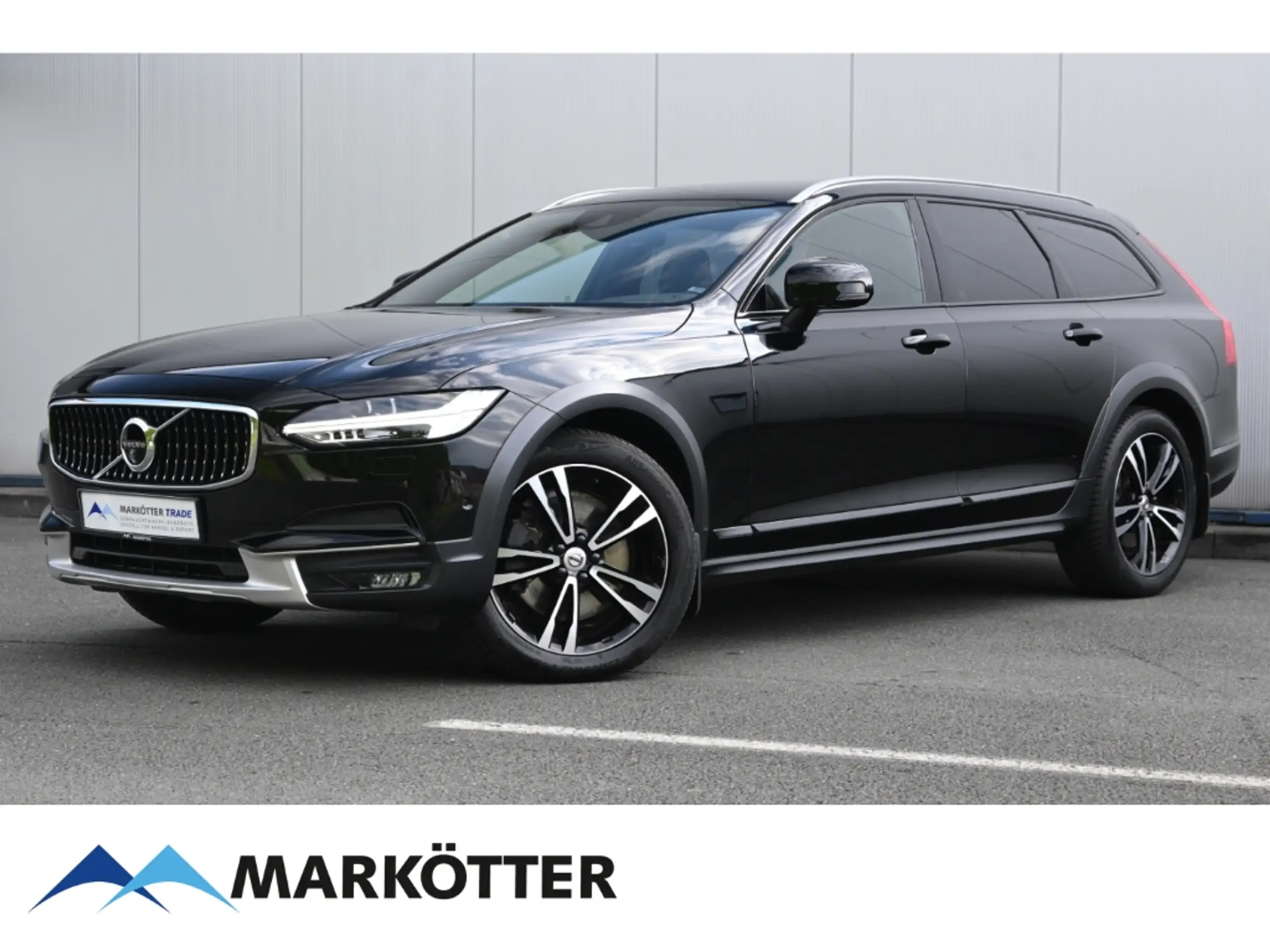 Volvo - V90