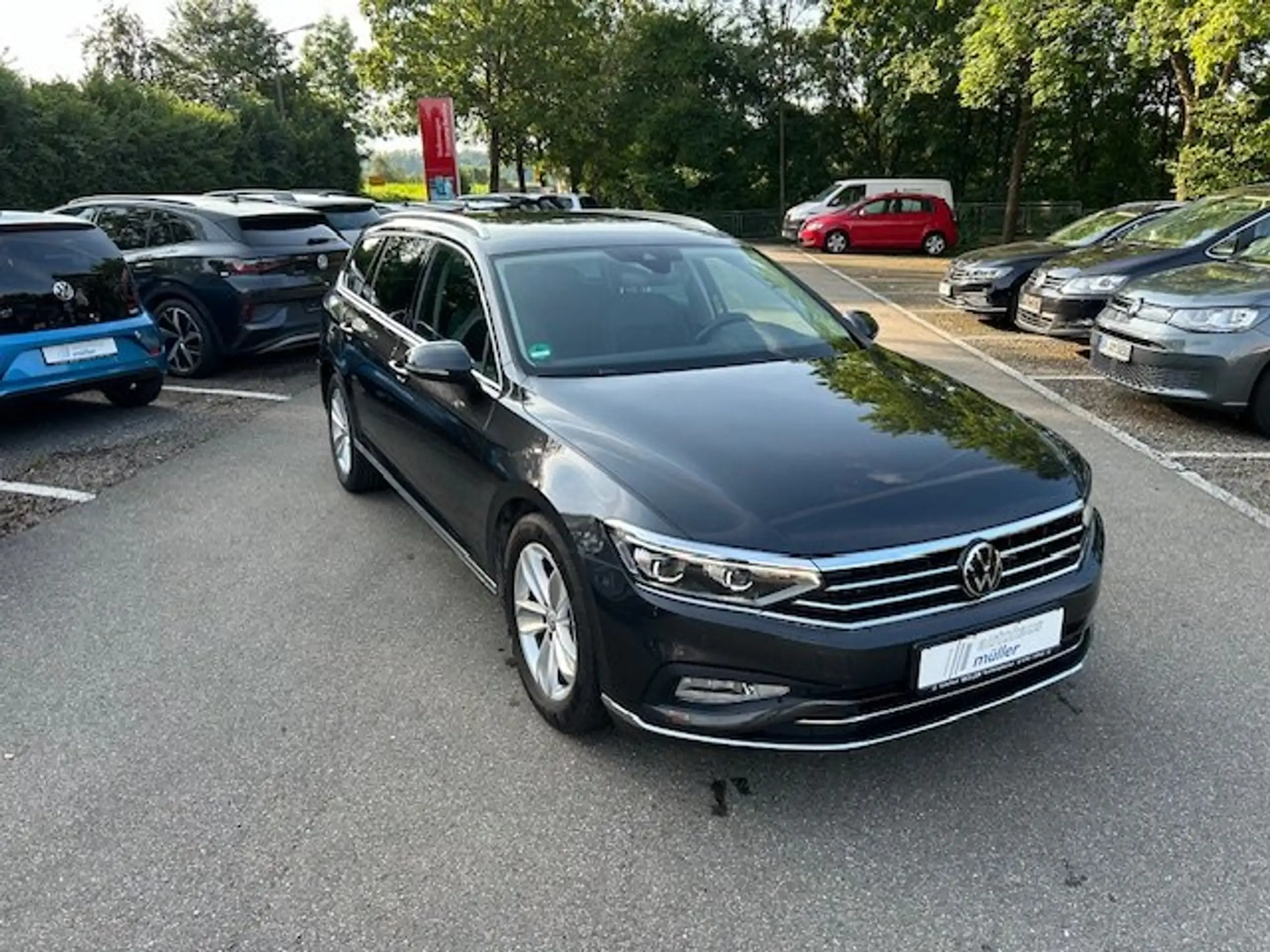 Volkswagen - Passat Variant