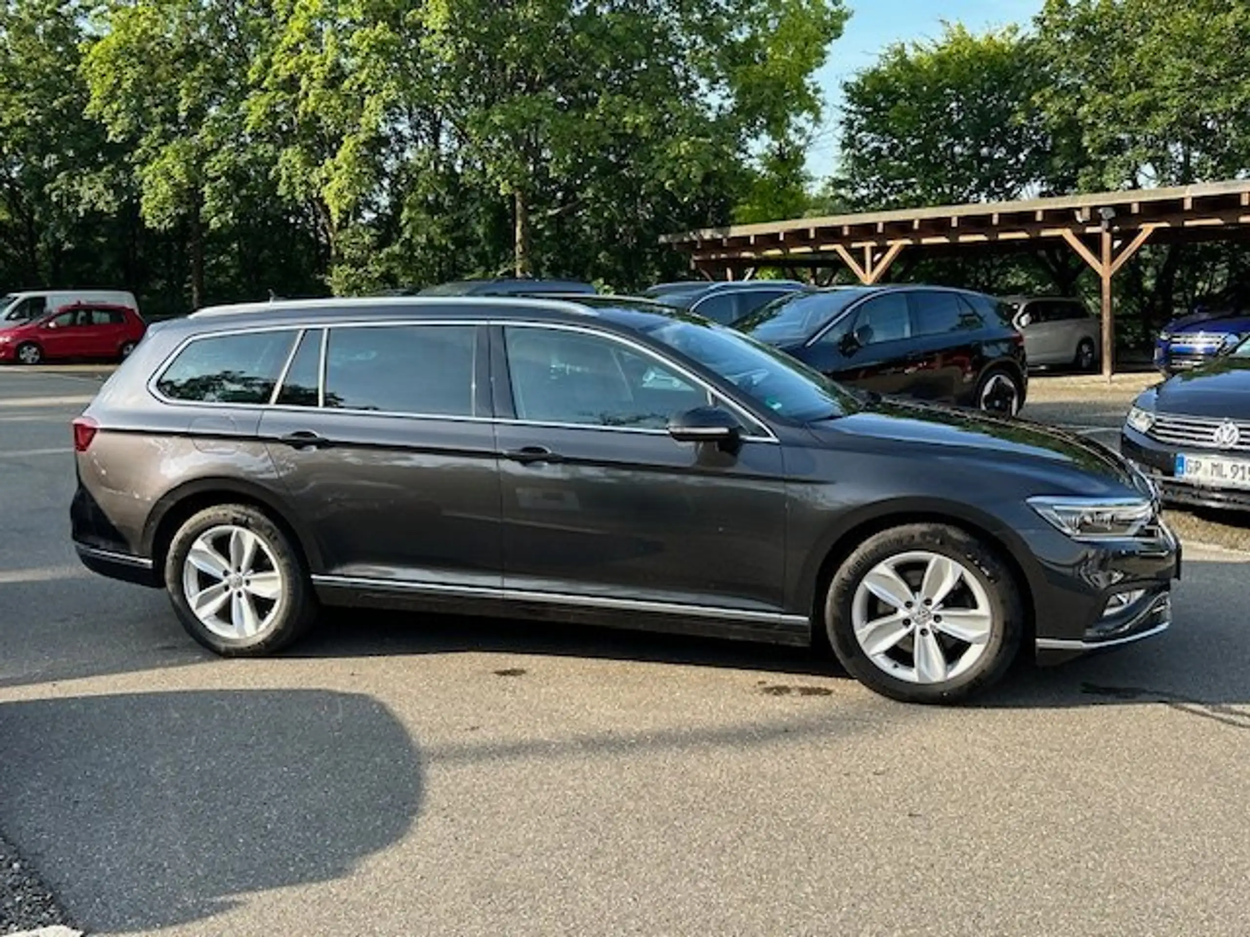 Volkswagen - Passat Variant