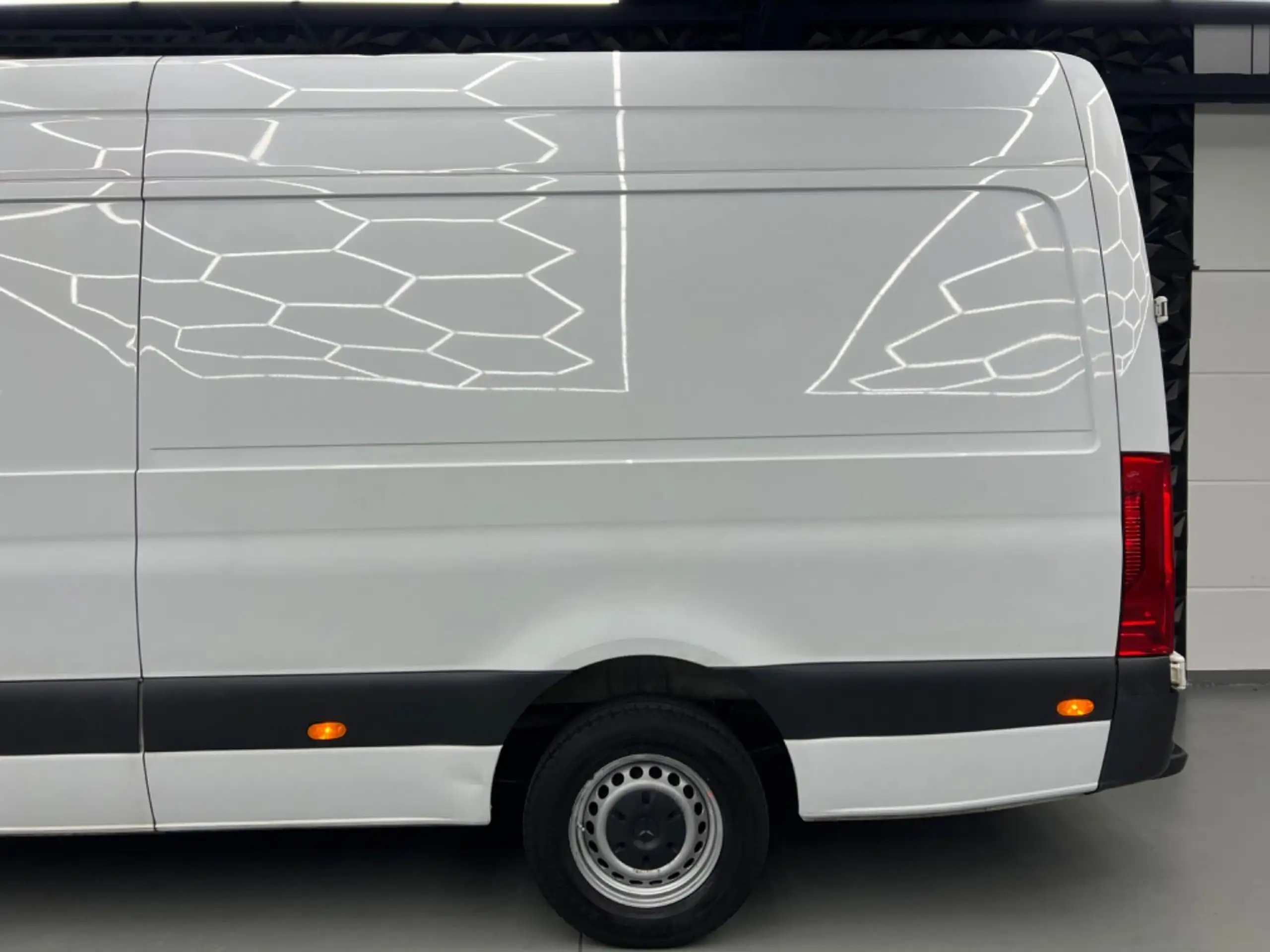 Mercedes-Benz - Sprinter