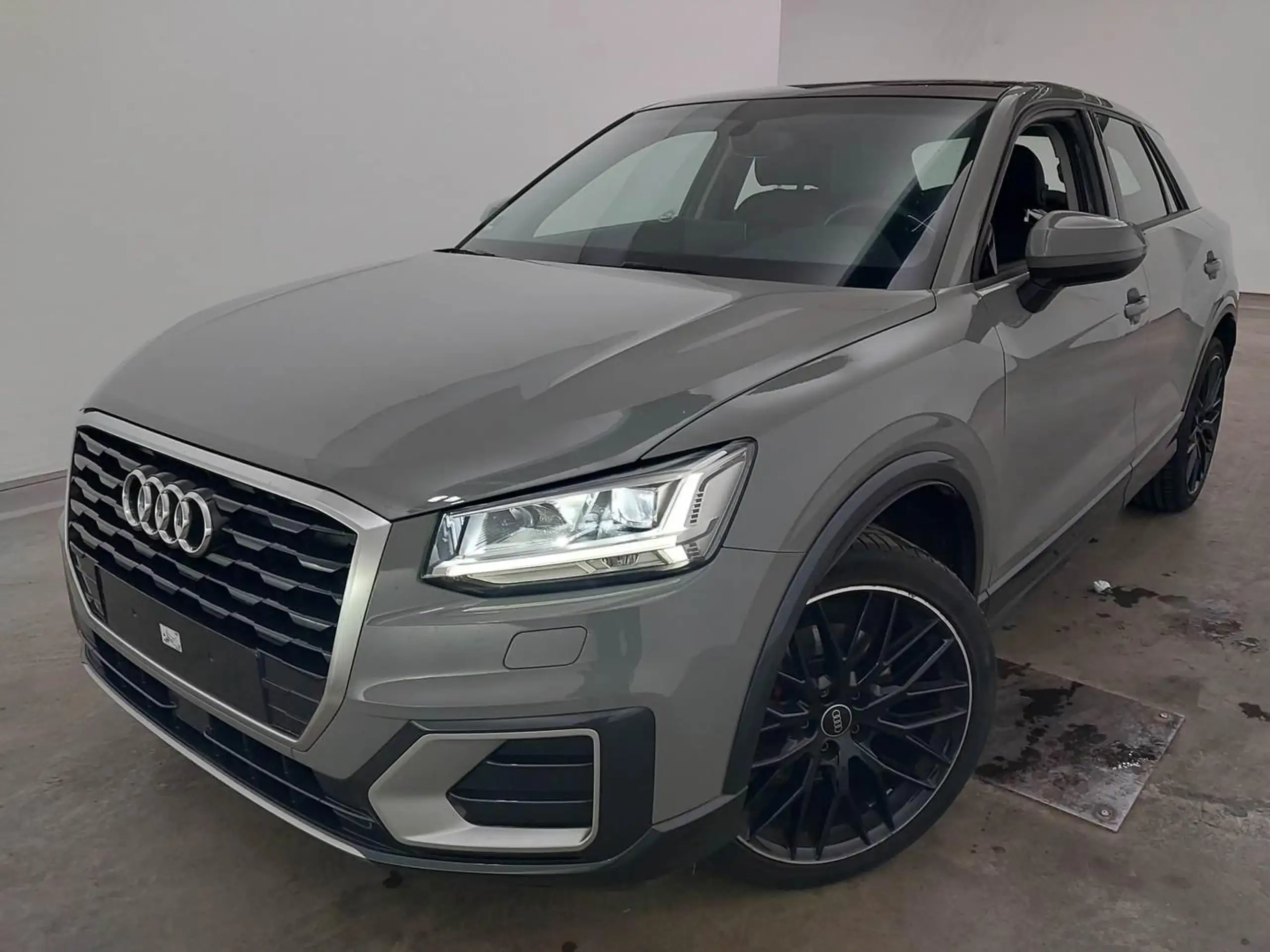 Audi - Q2