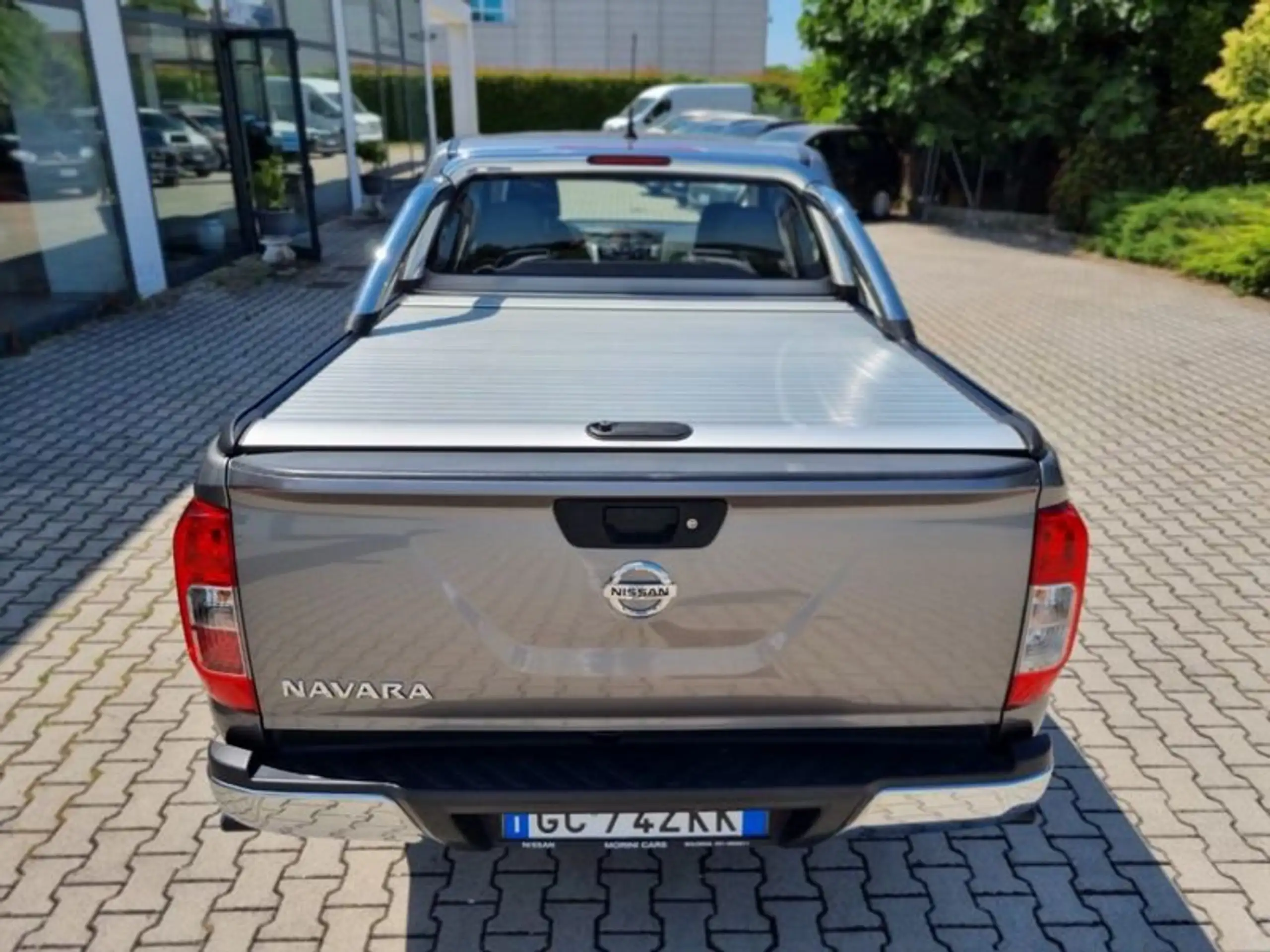 Nissan - Navara