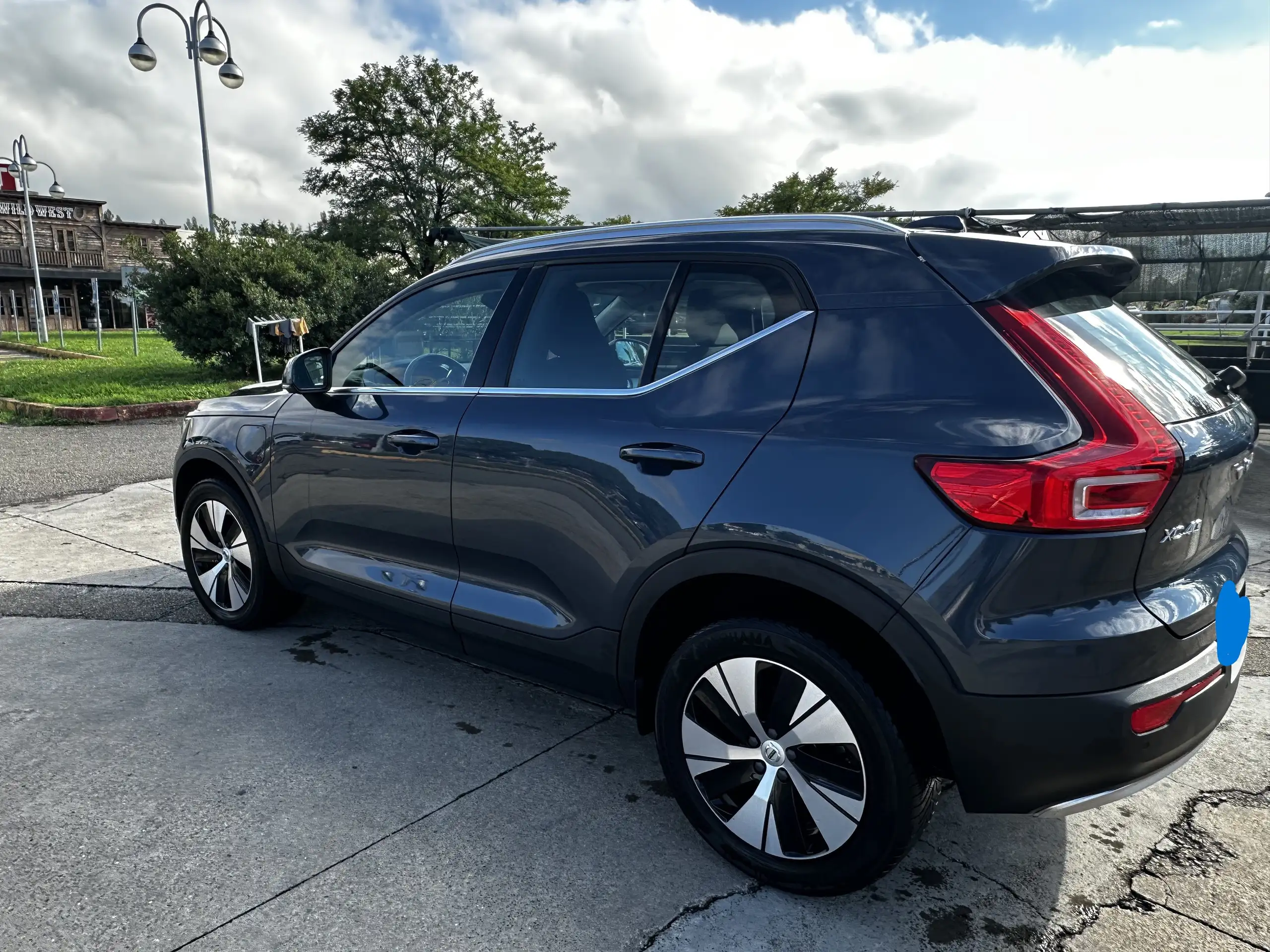 Volvo - XC40