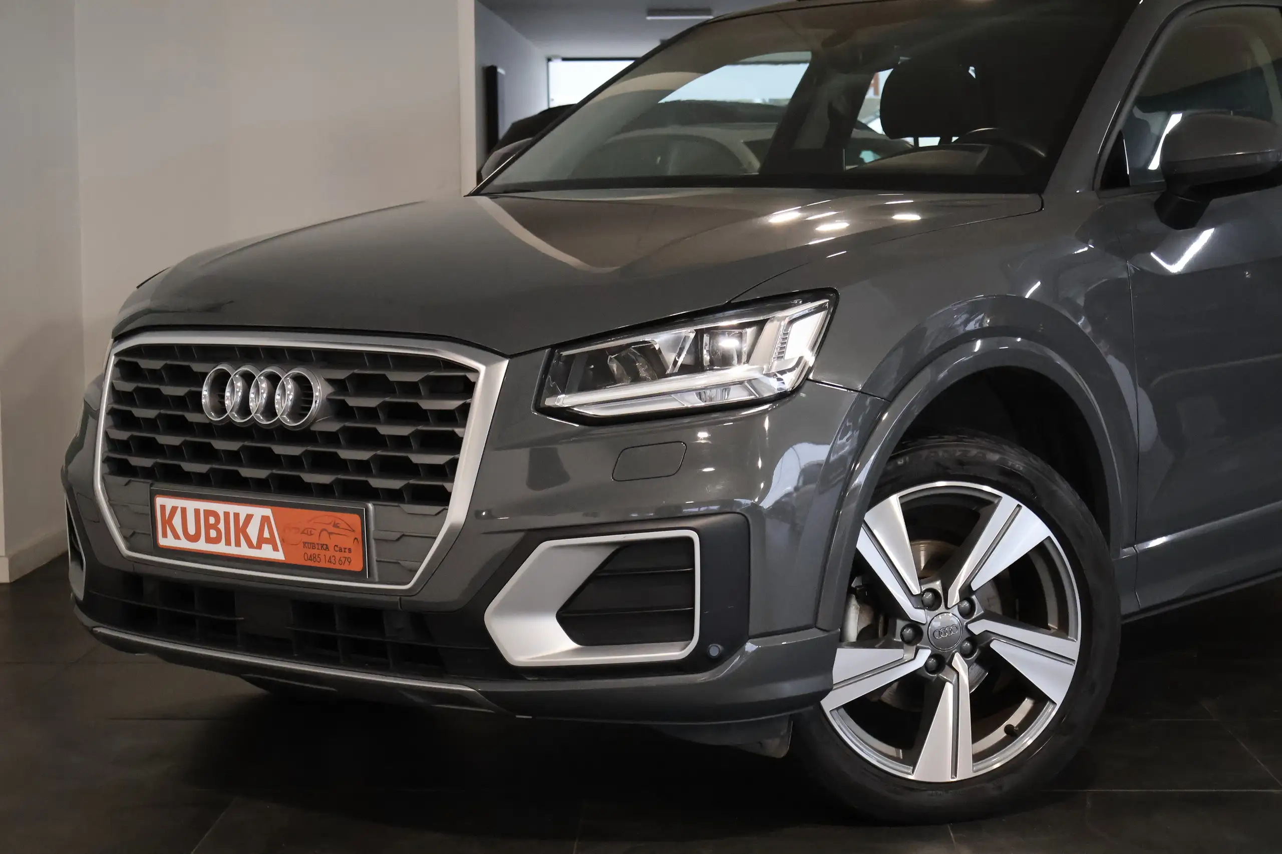 Audi - Q2