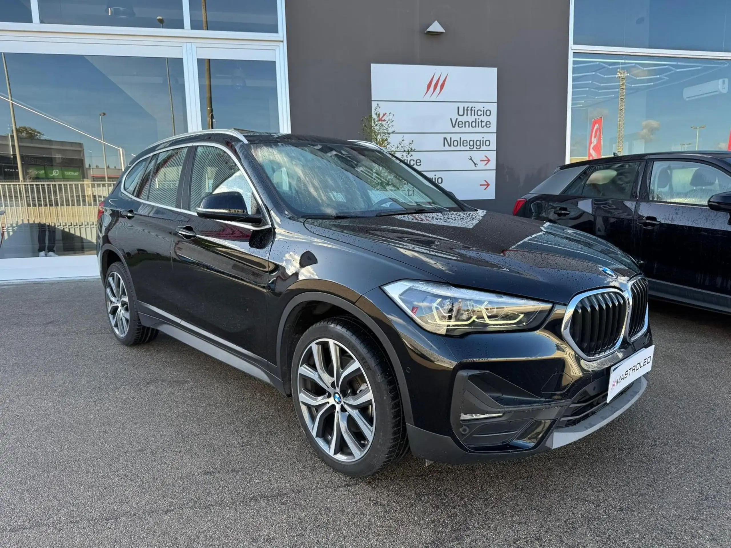 BMW - X1