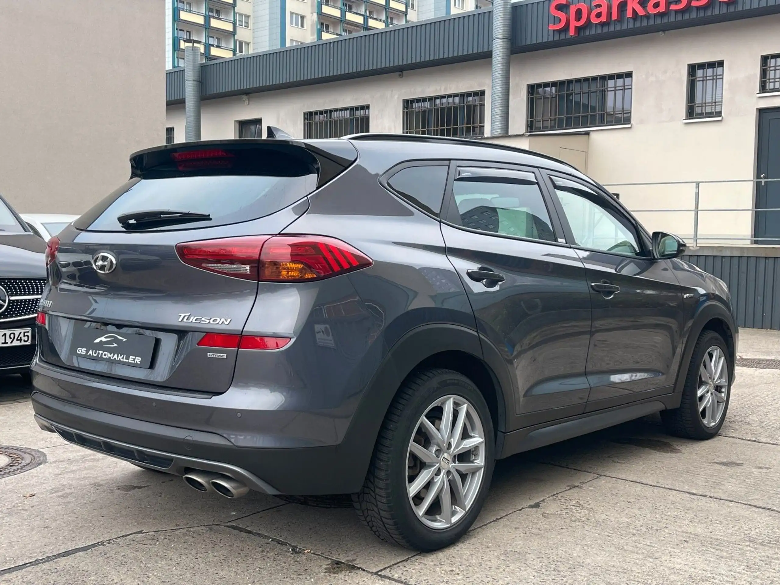 Hyundai - TUCSON