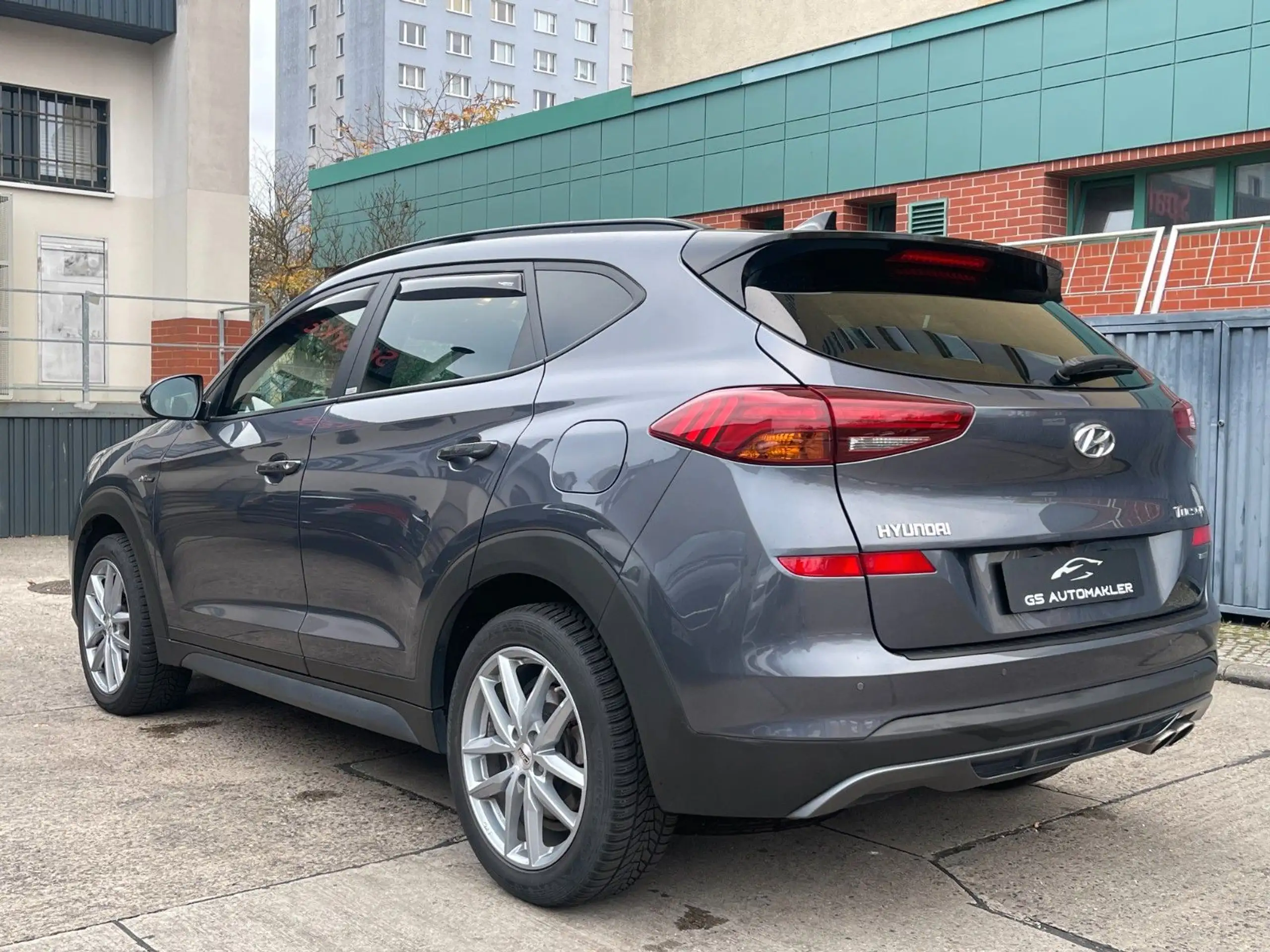 Hyundai - TUCSON