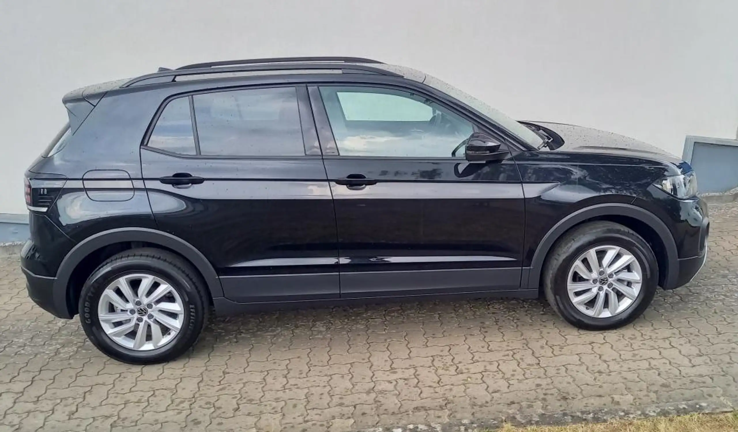 Volkswagen - T-Cross