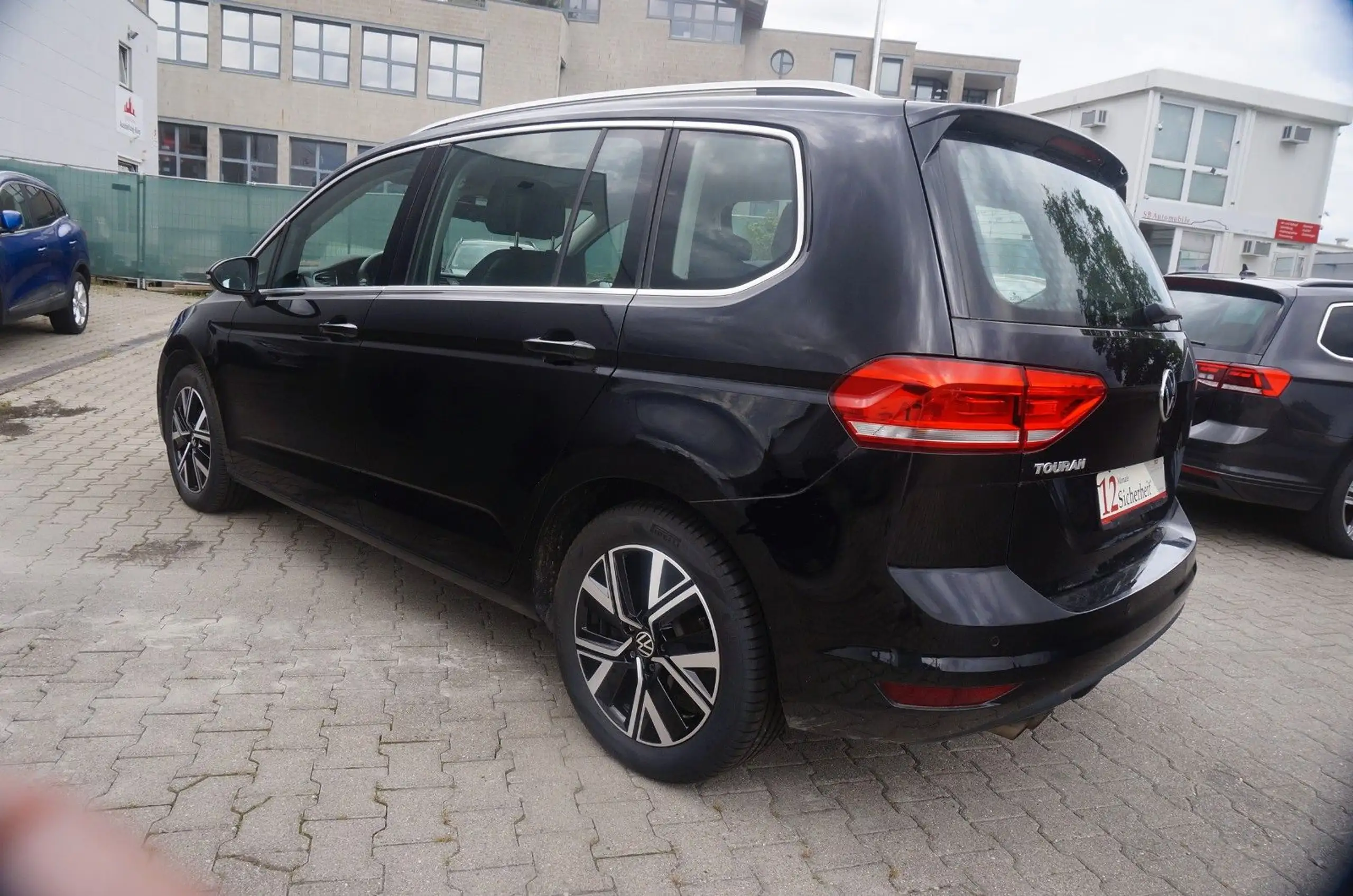 Volkswagen - Touran