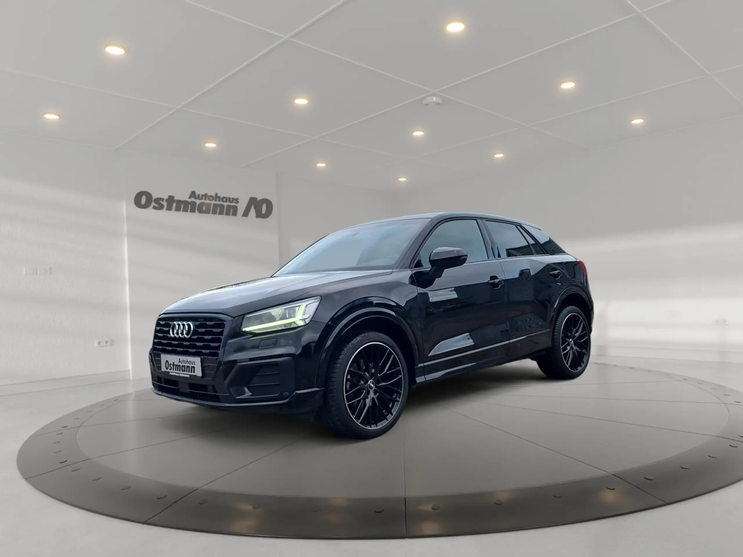 Audi - Q2