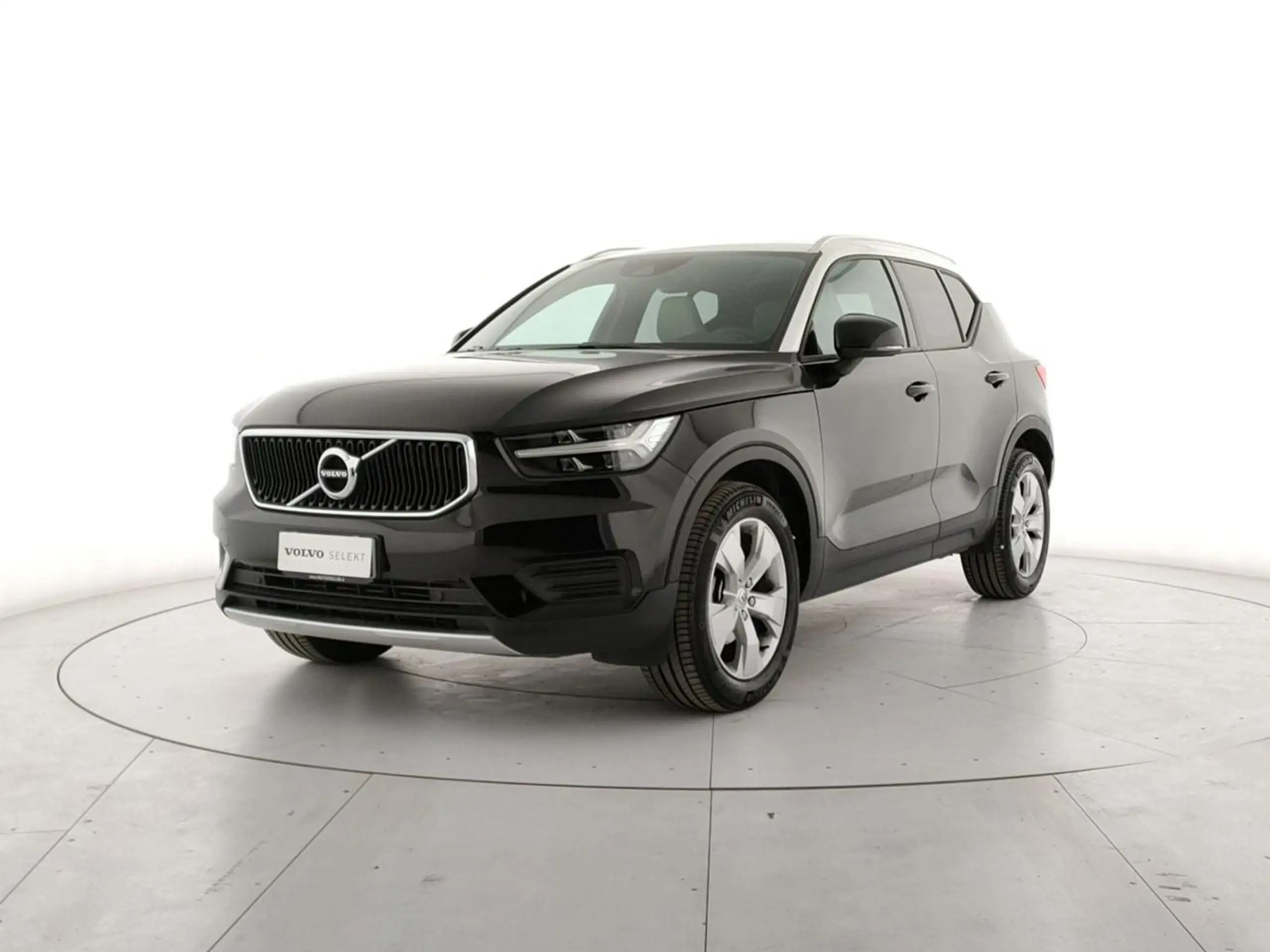 Volvo - XC40