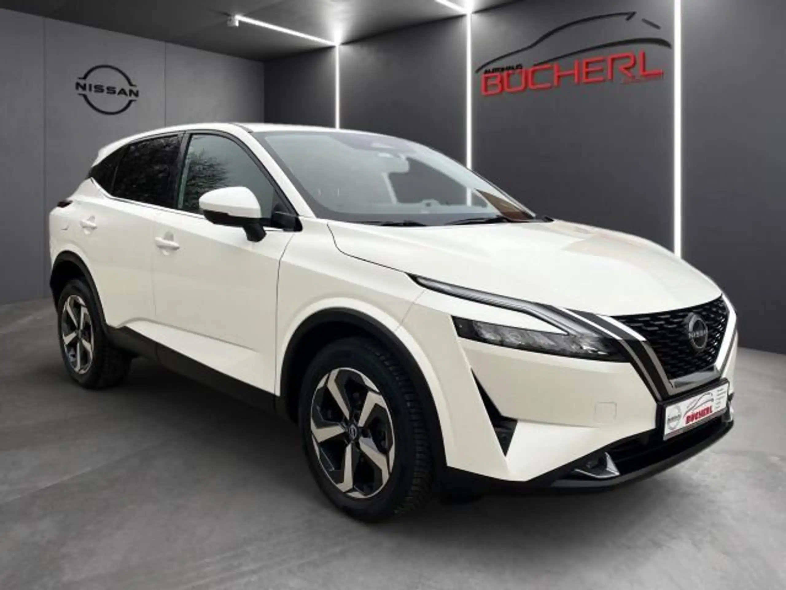 Nissan - Qashqai