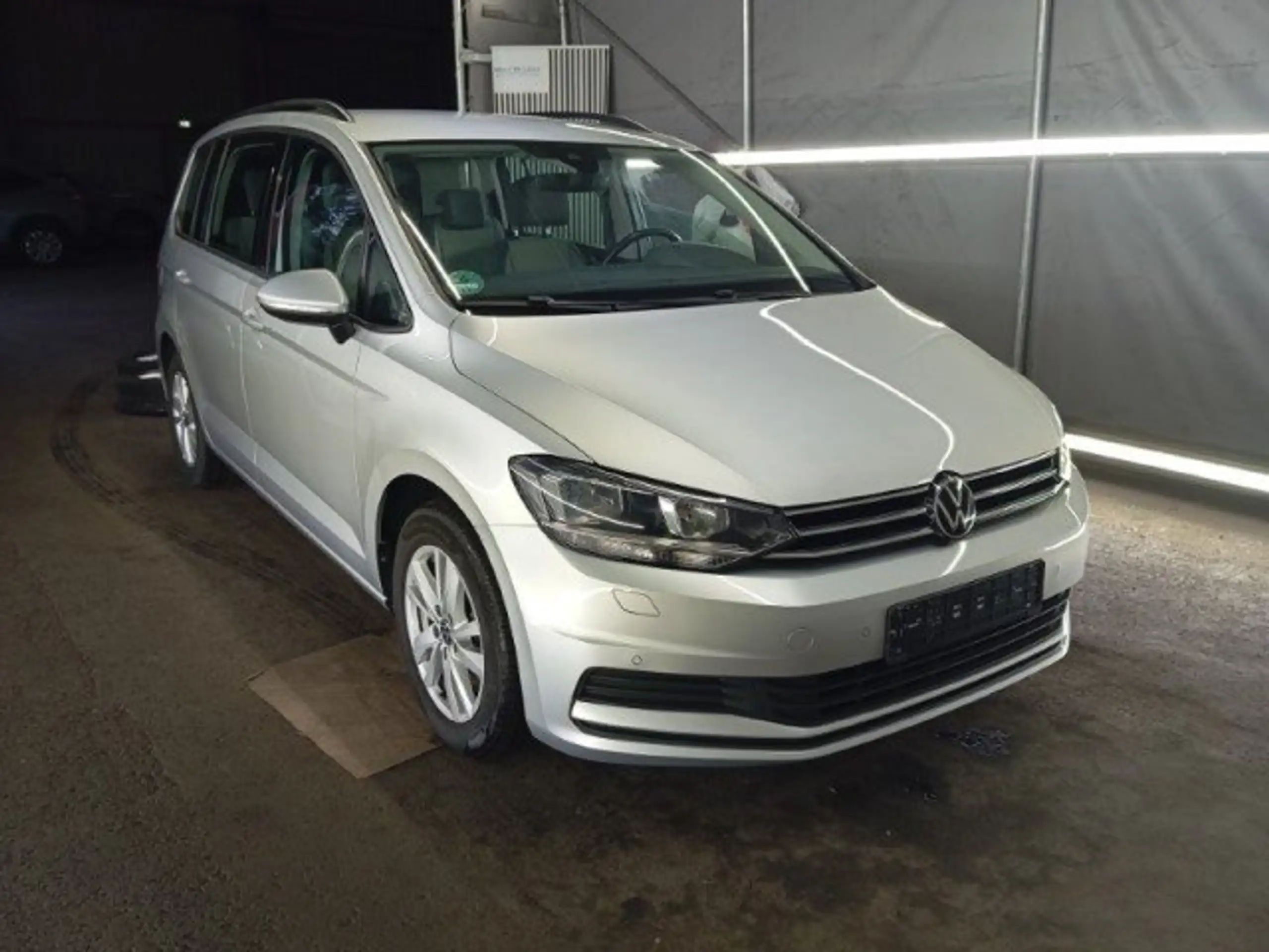 Volkswagen - Touran