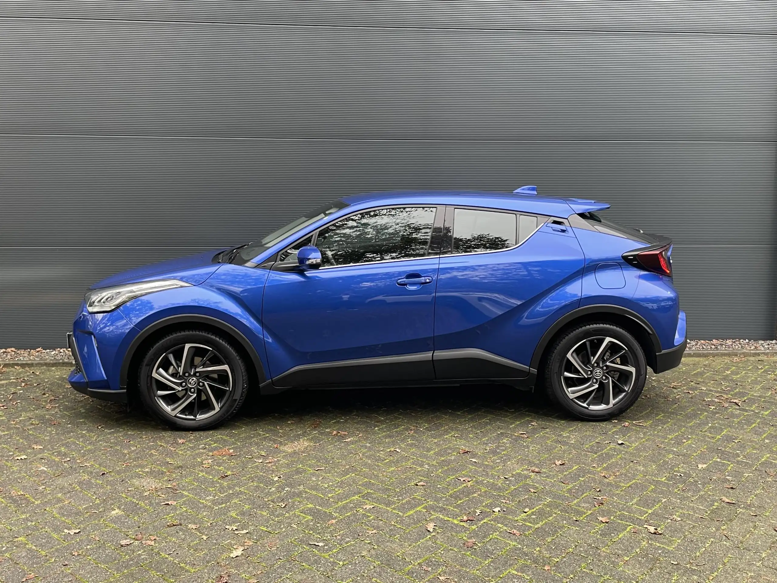 Toyota - C-HR