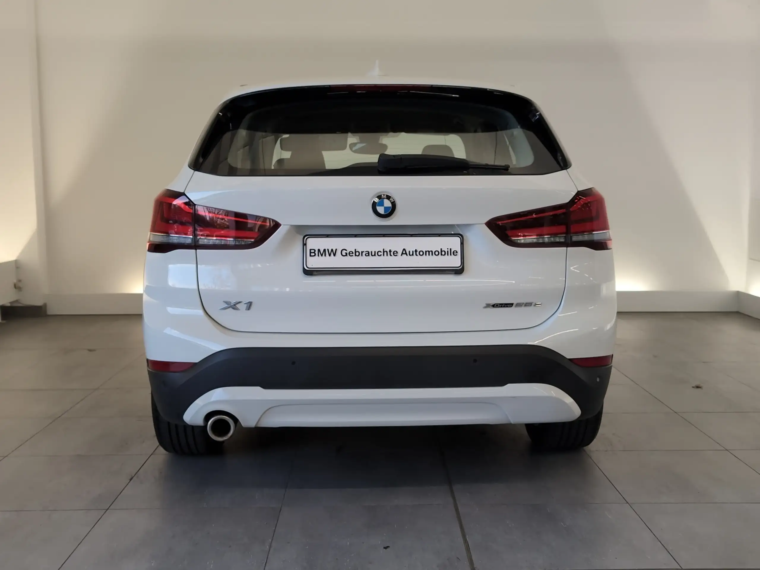 BMW - X1