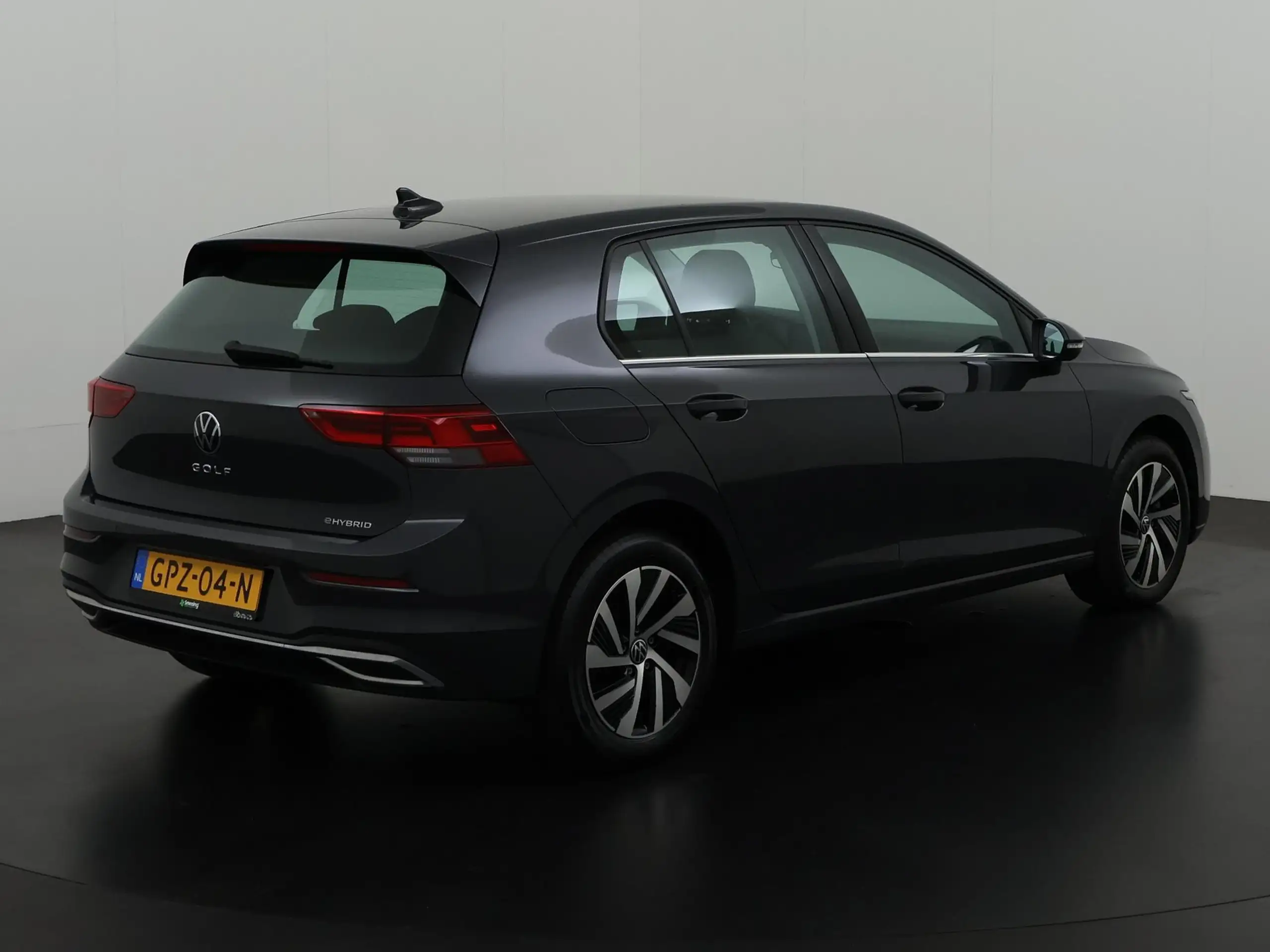 Volkswagen - Golf