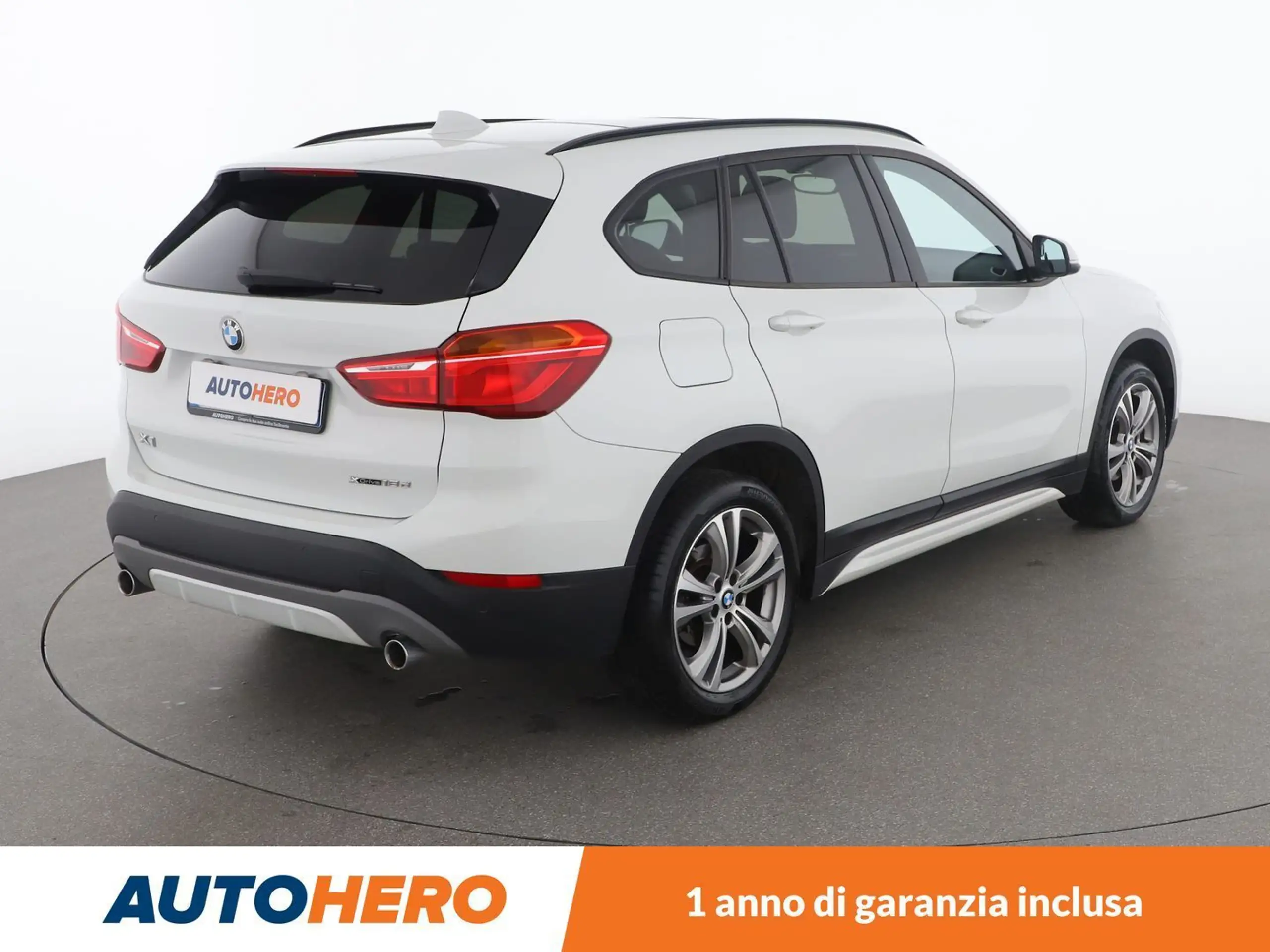 BMW - X1