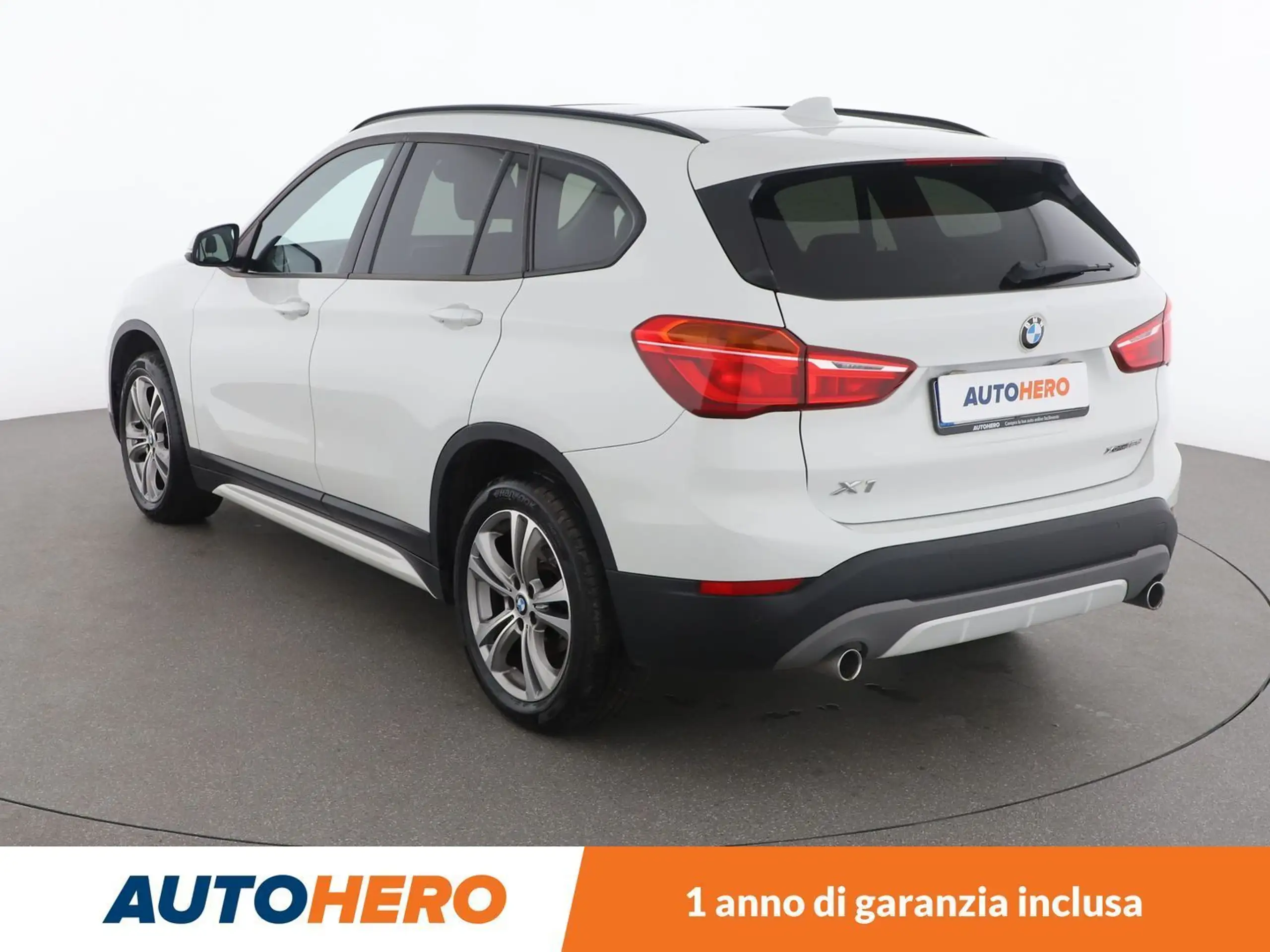 BMW - X1