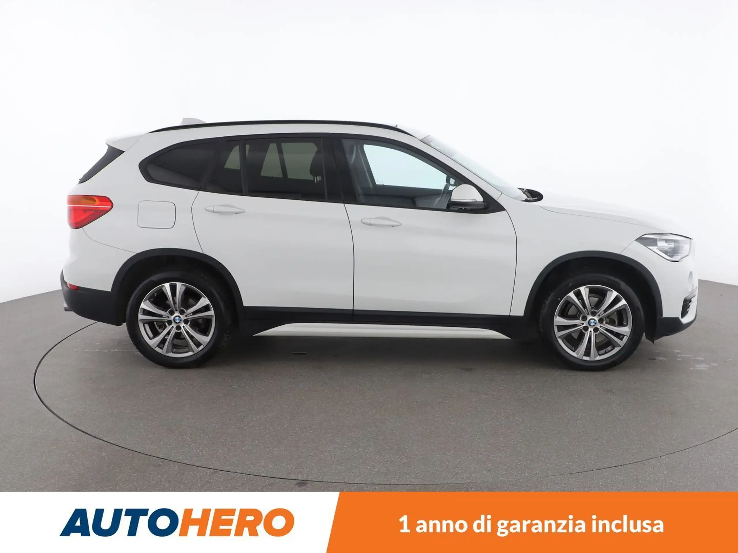 BMW - X1