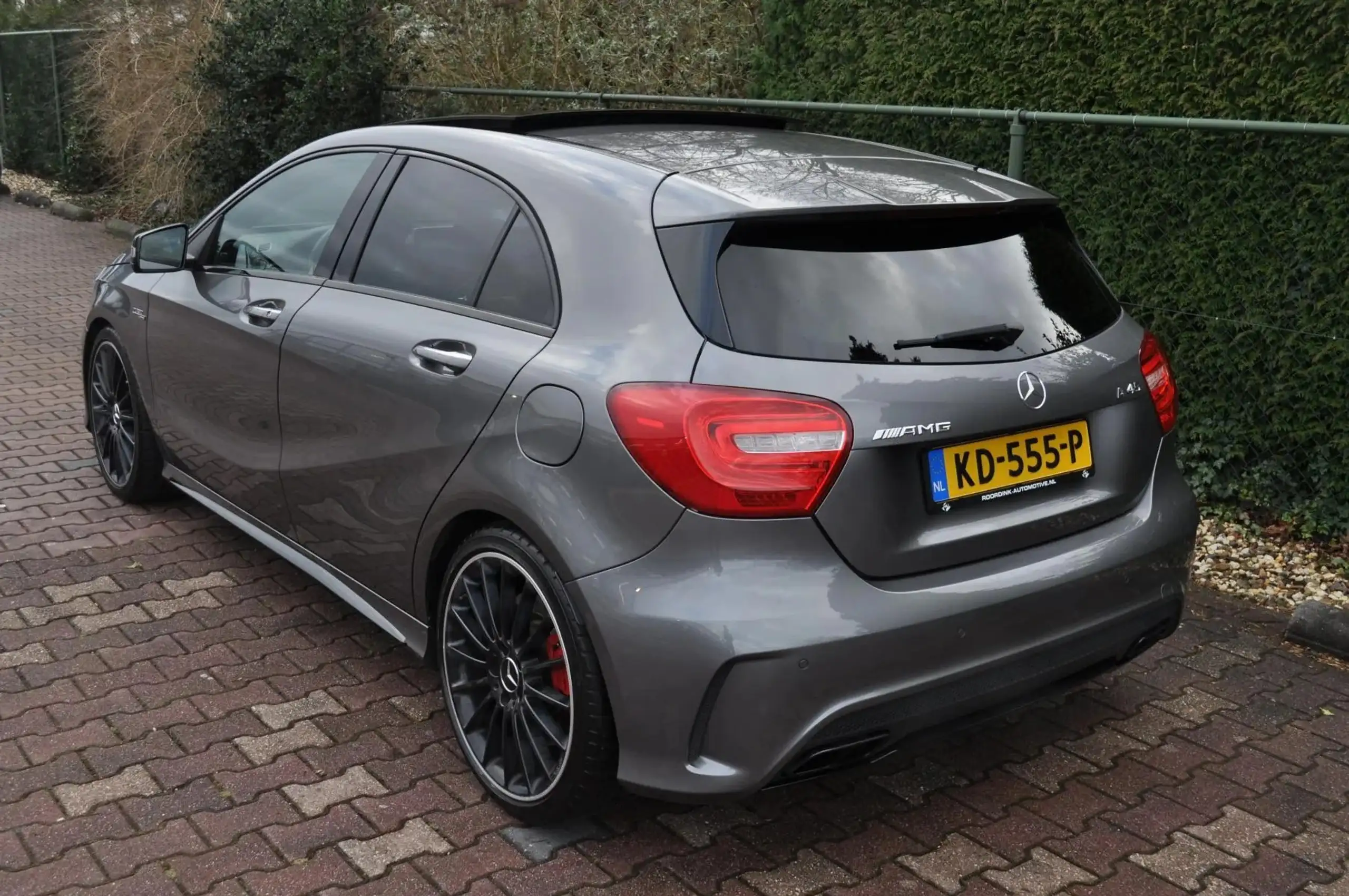 Mercedes-Benz - A 45 AMG