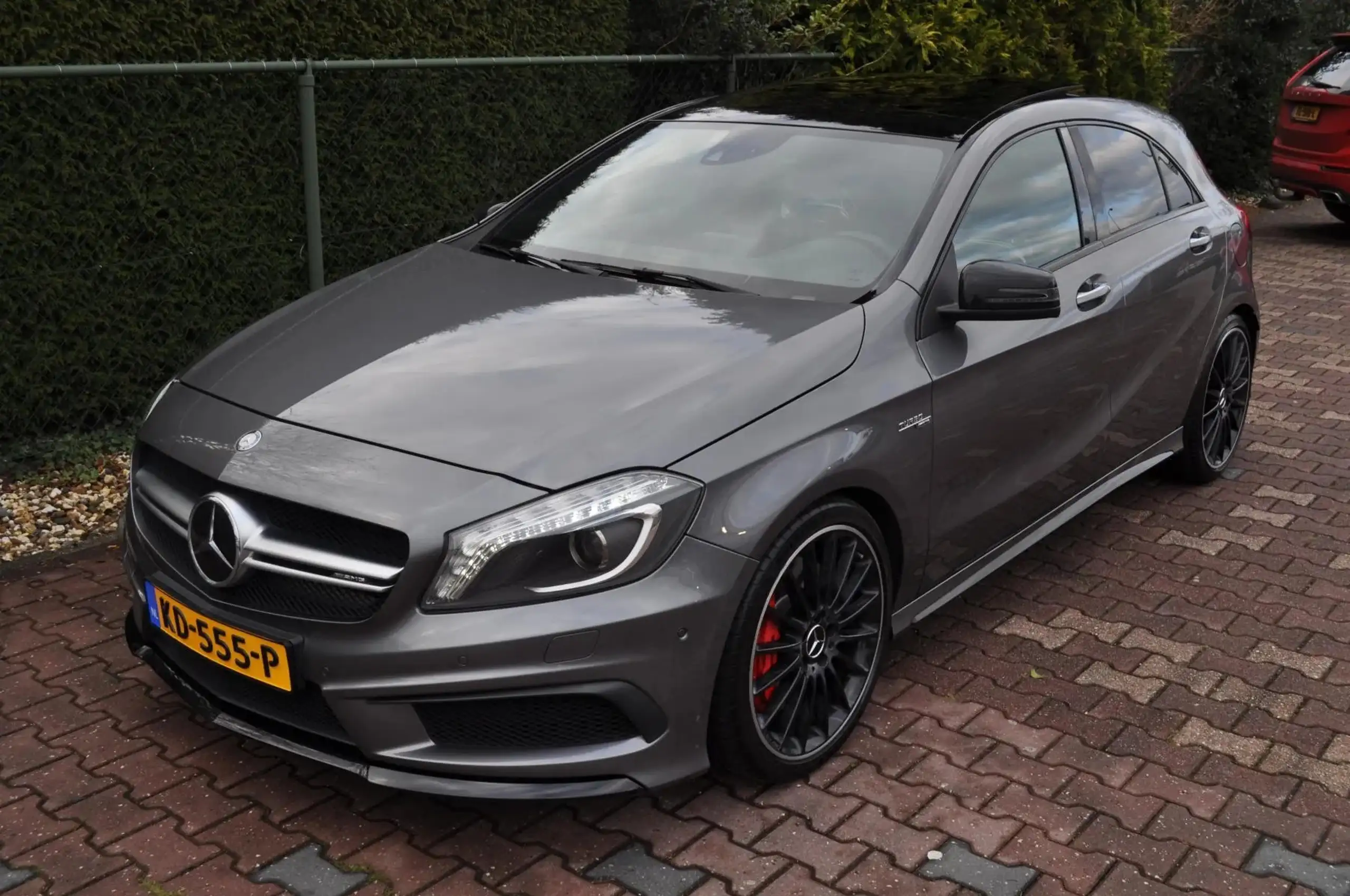 Mercedes-Benz - A 45 AMG