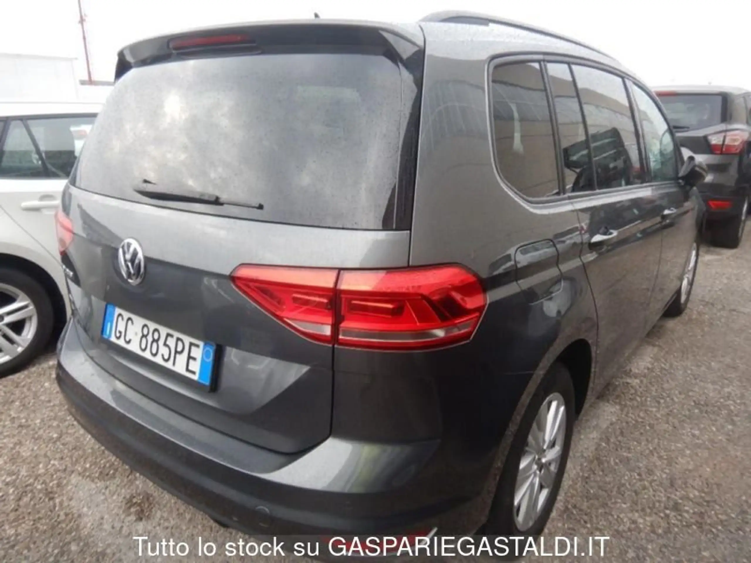 Volkswagen - Touran