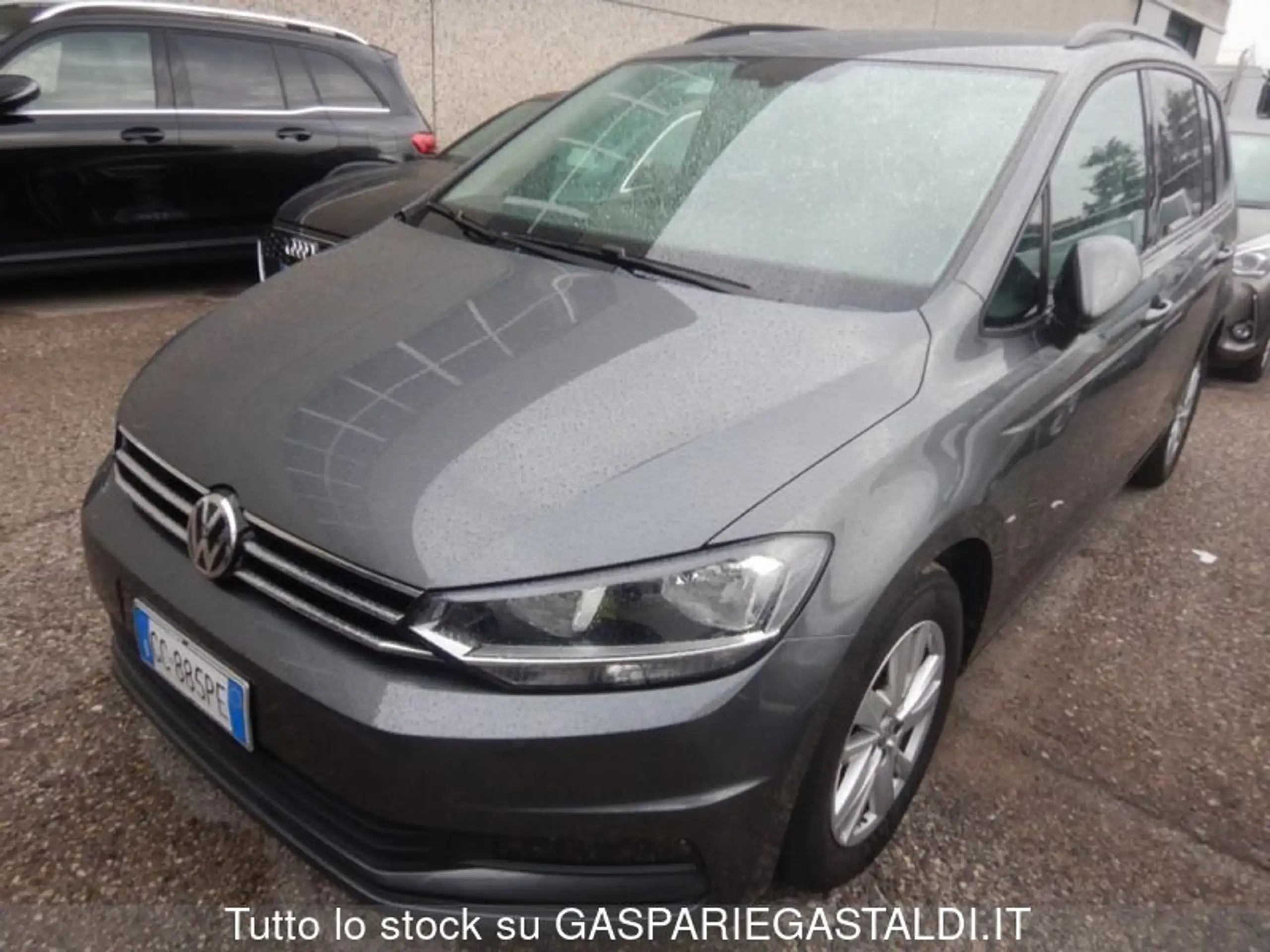 Volkswagen - Touran