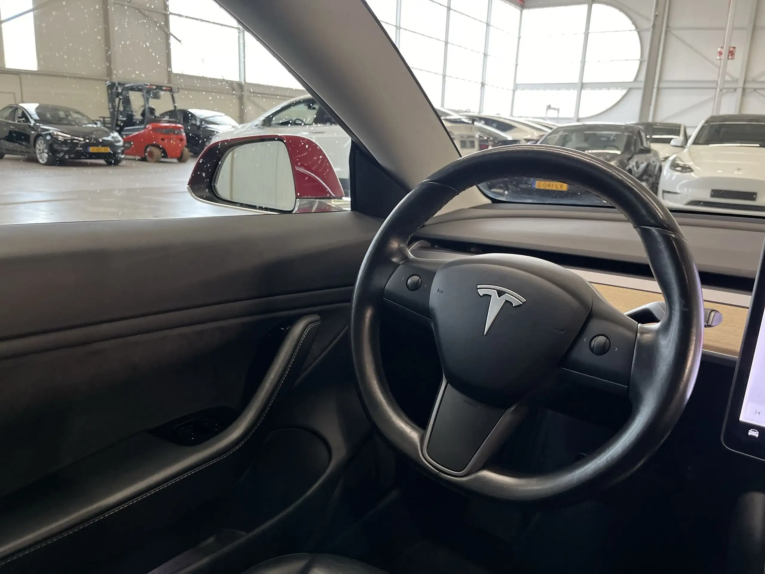 Tesla - Model 3