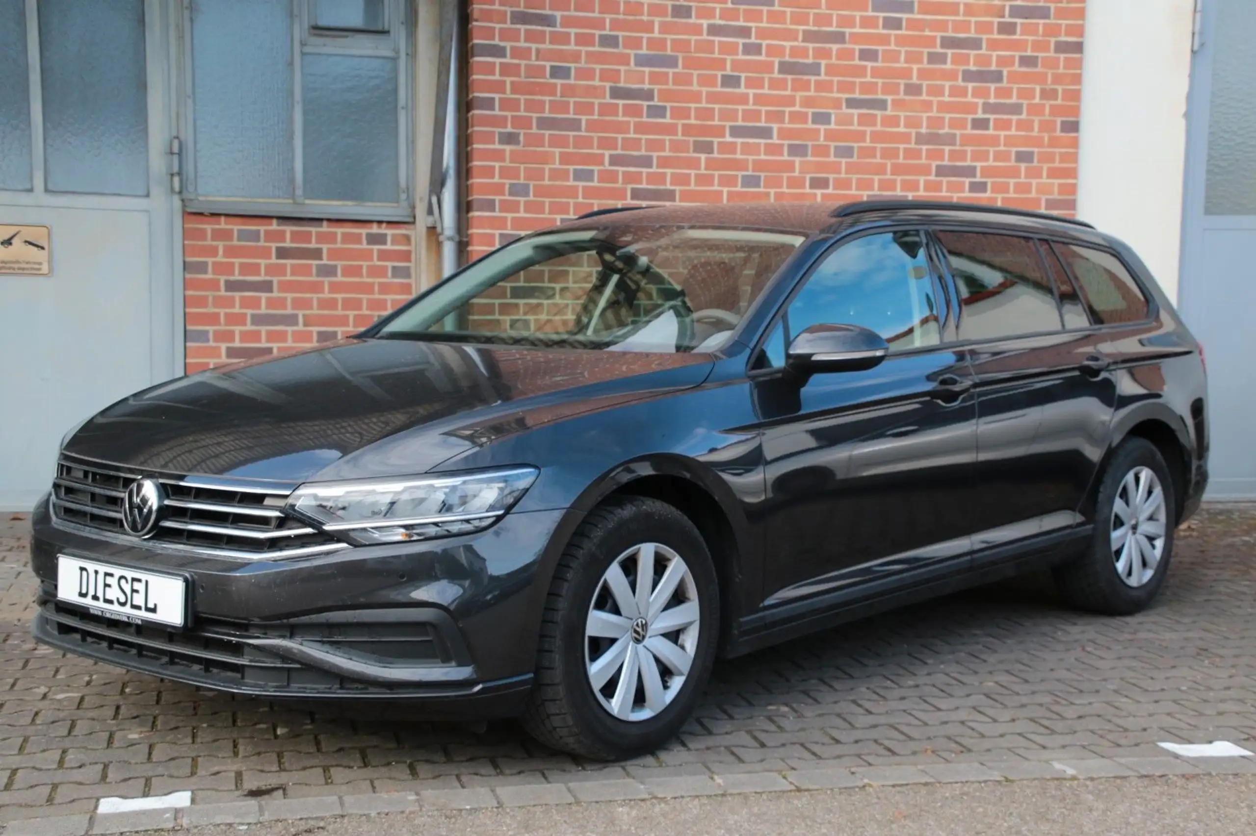 Volkswagen - Passat Variant