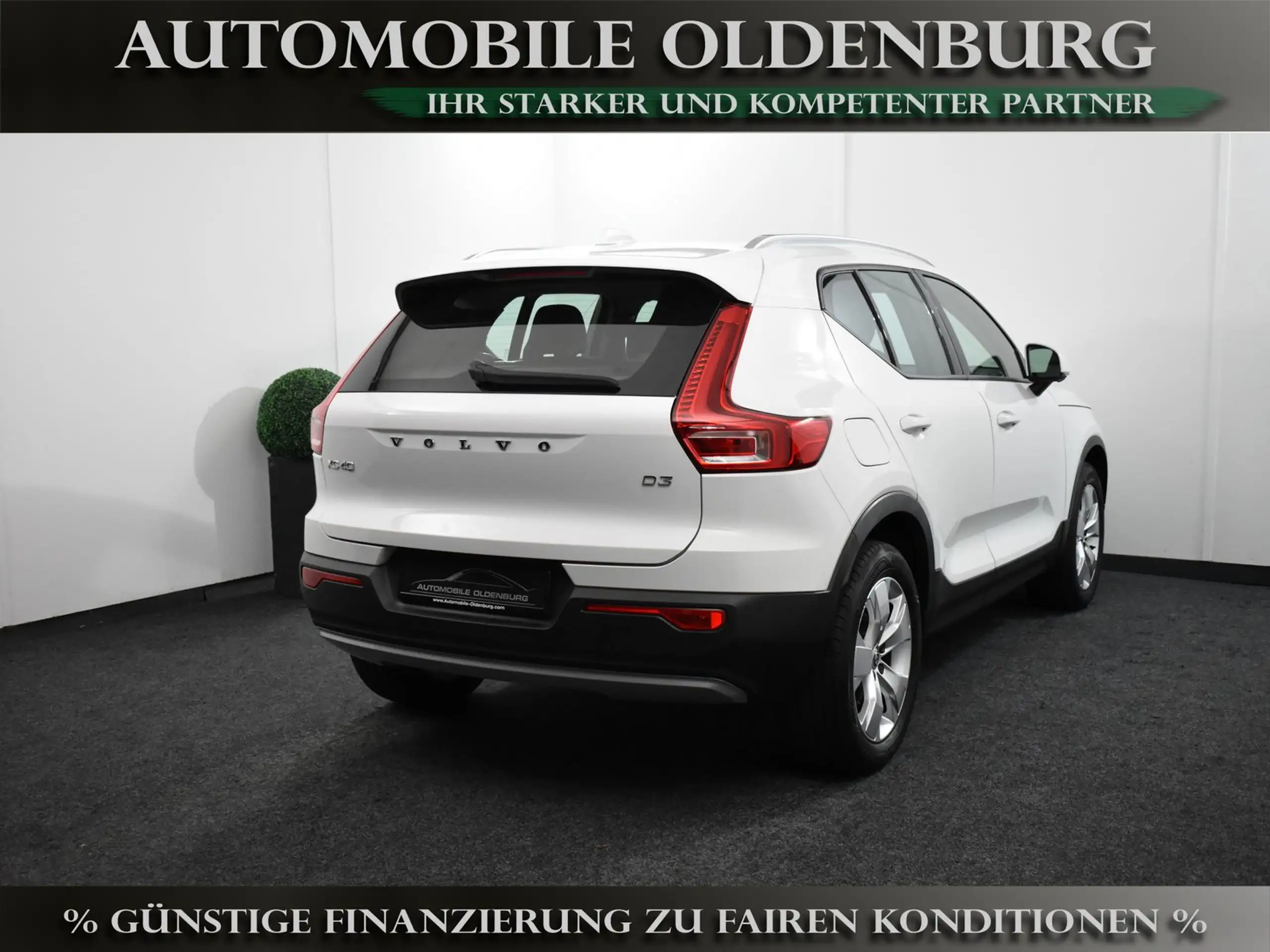 Volvo - XC40