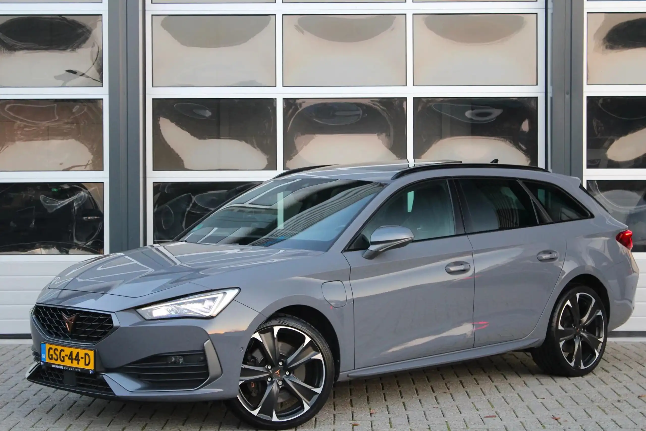 CUPRA Leon 2021