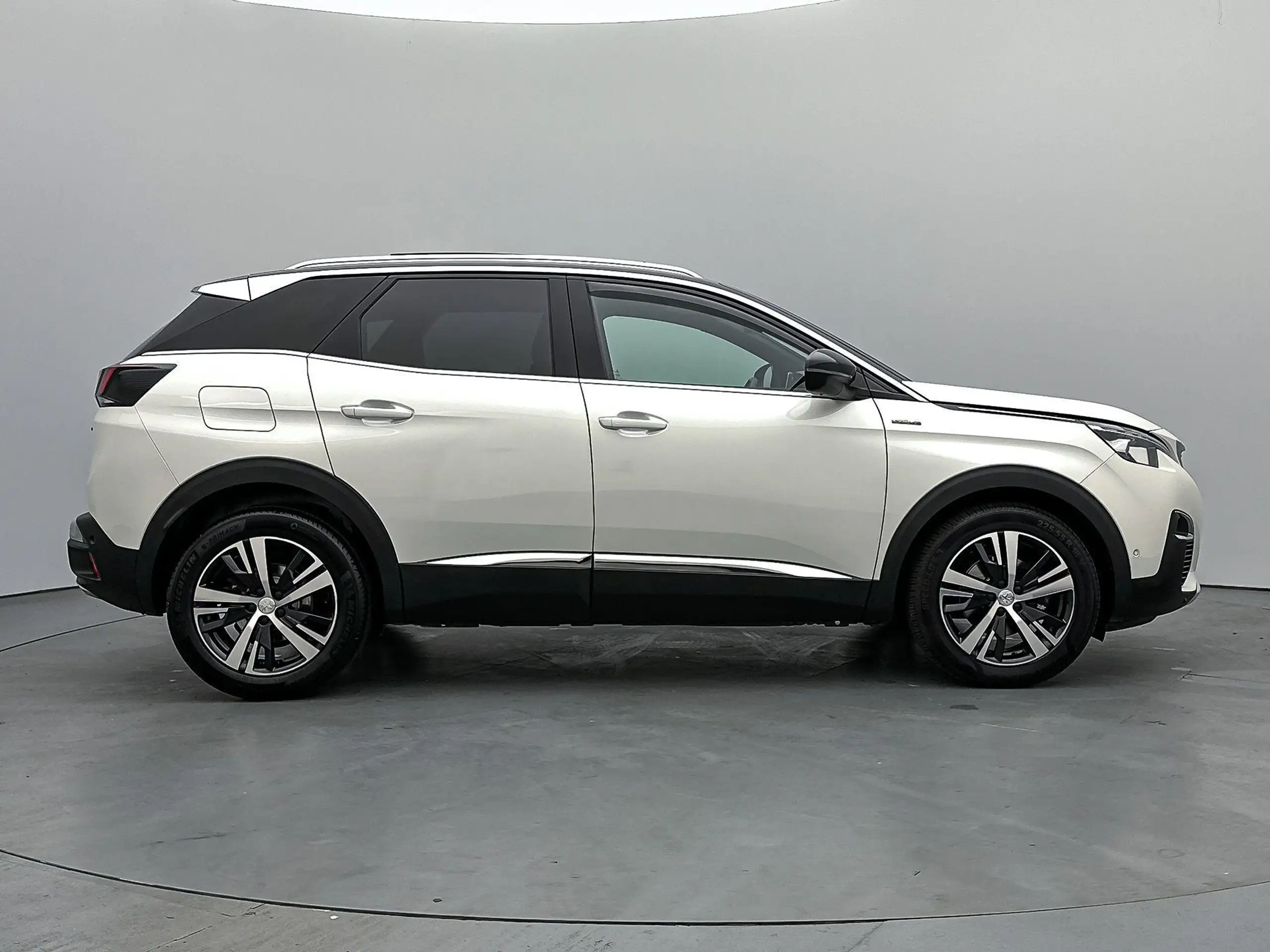 Peugeot - 3008