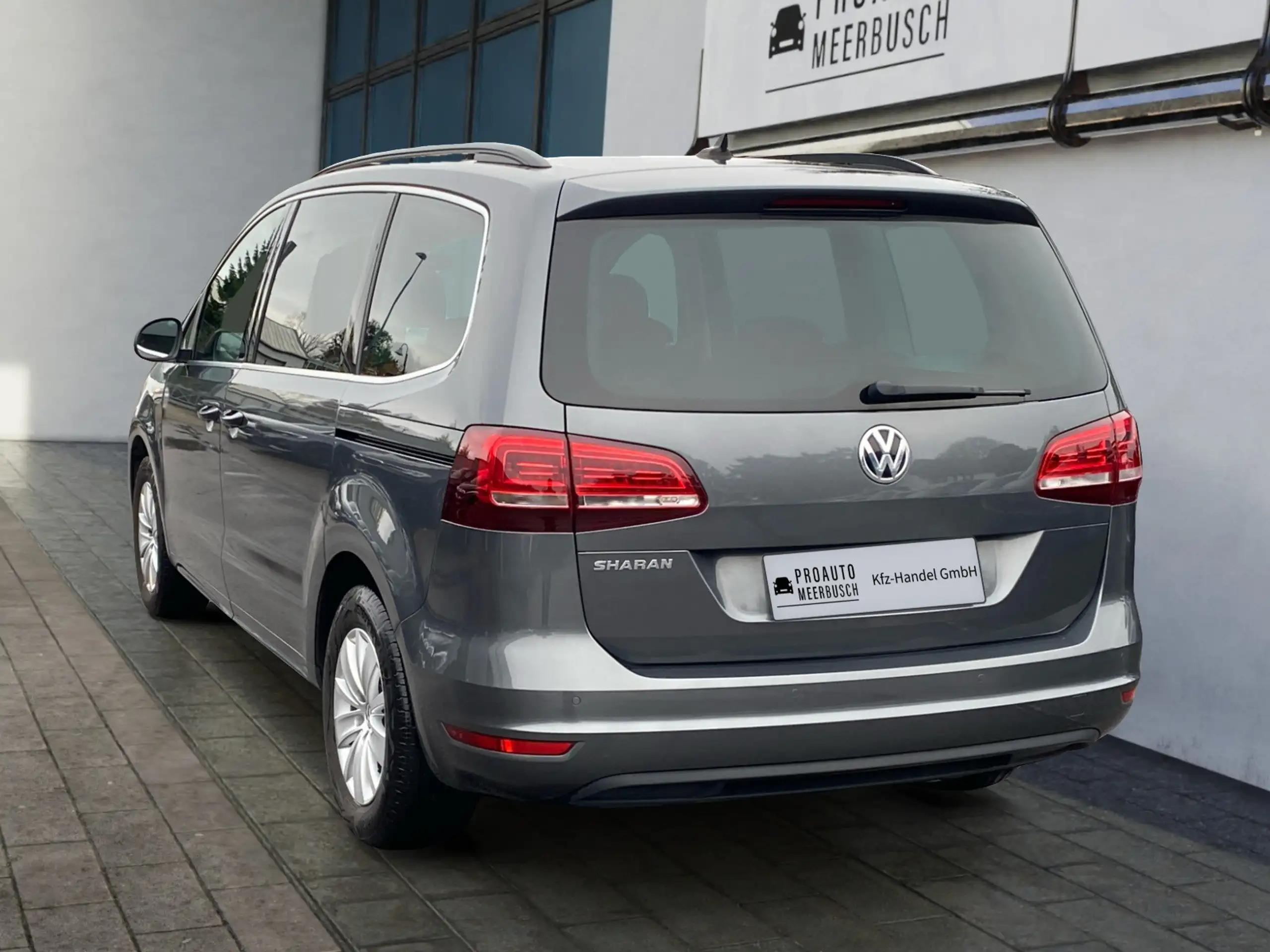 Volkswagen - Sharan