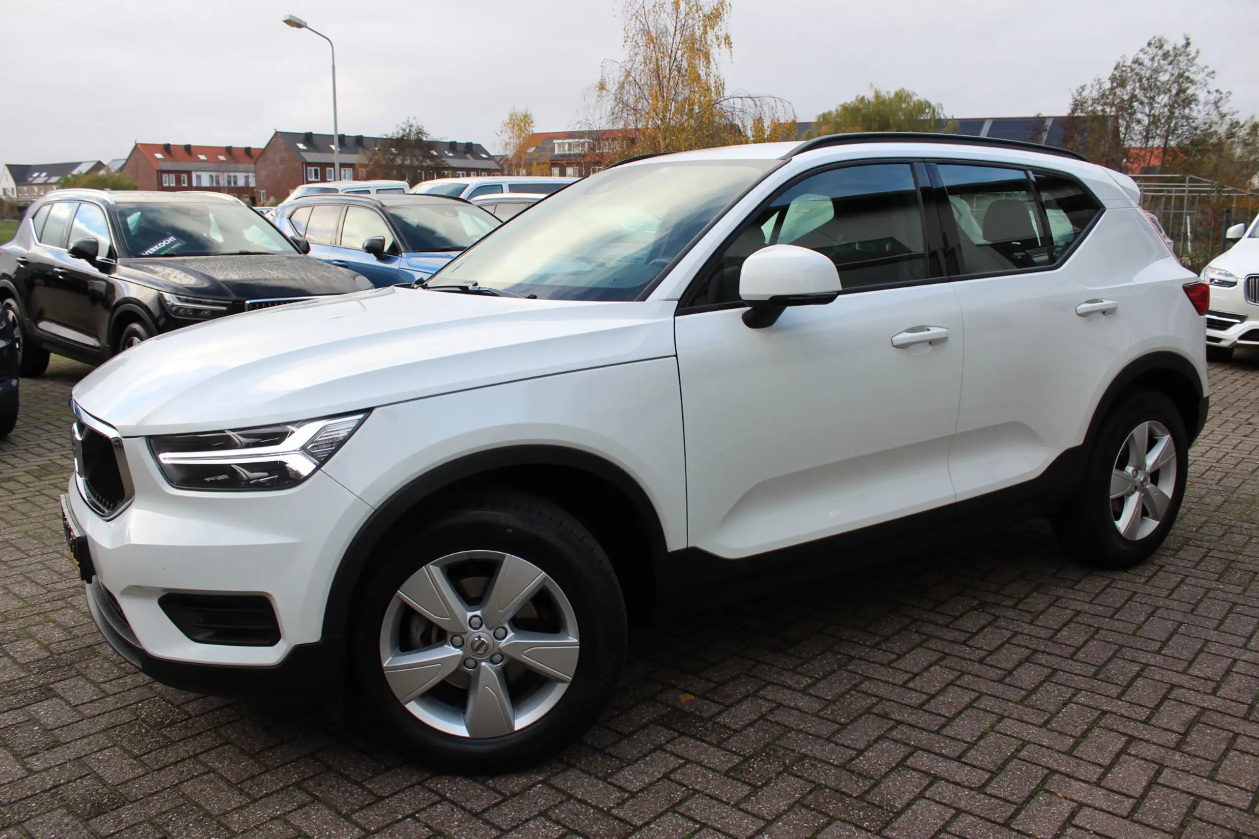 Volvo - XC40